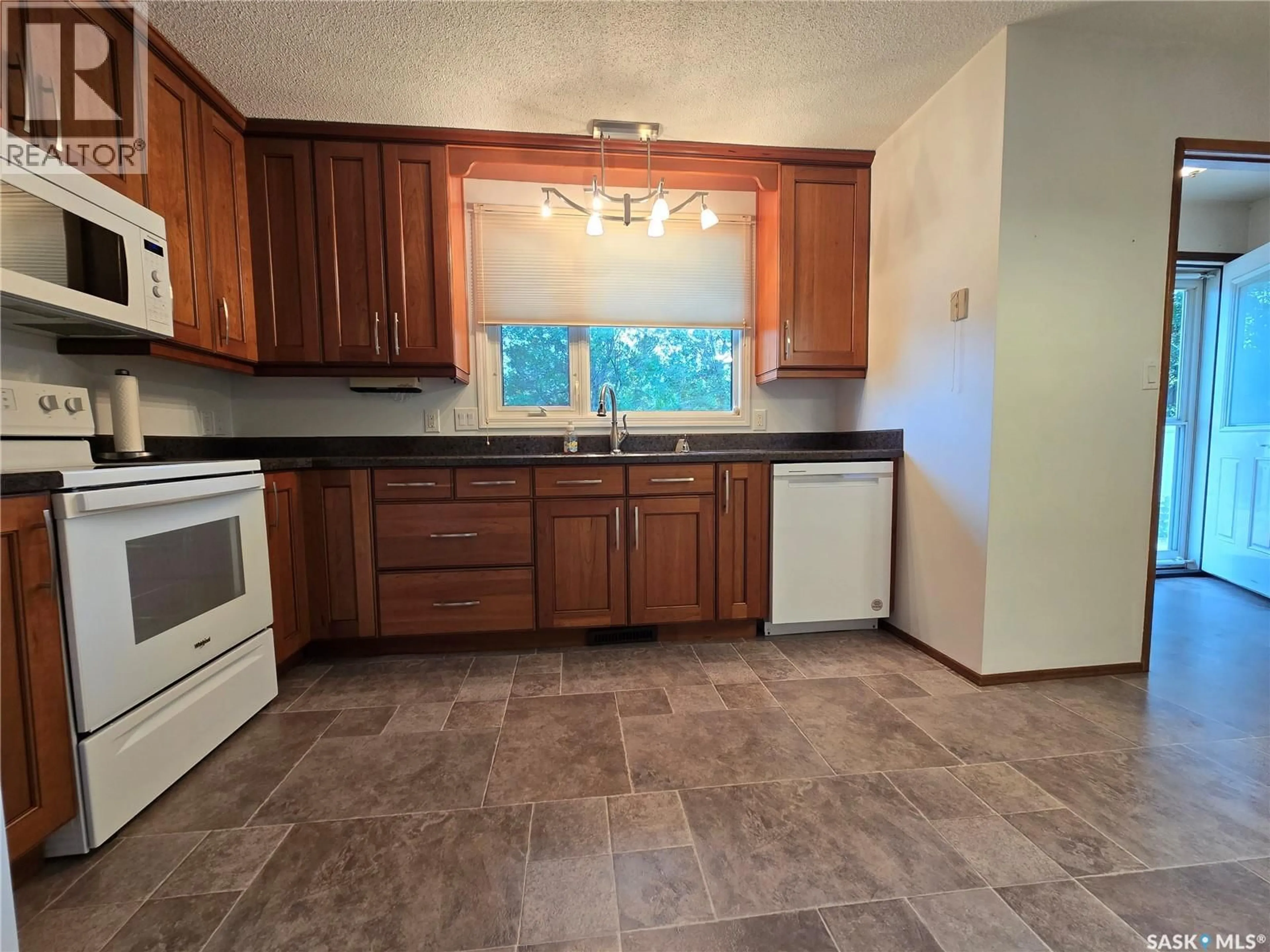 Standard kitchen, ceramic/tile floor for 235 17TH STREET, Weyburn Saskatchewan S4H2P1