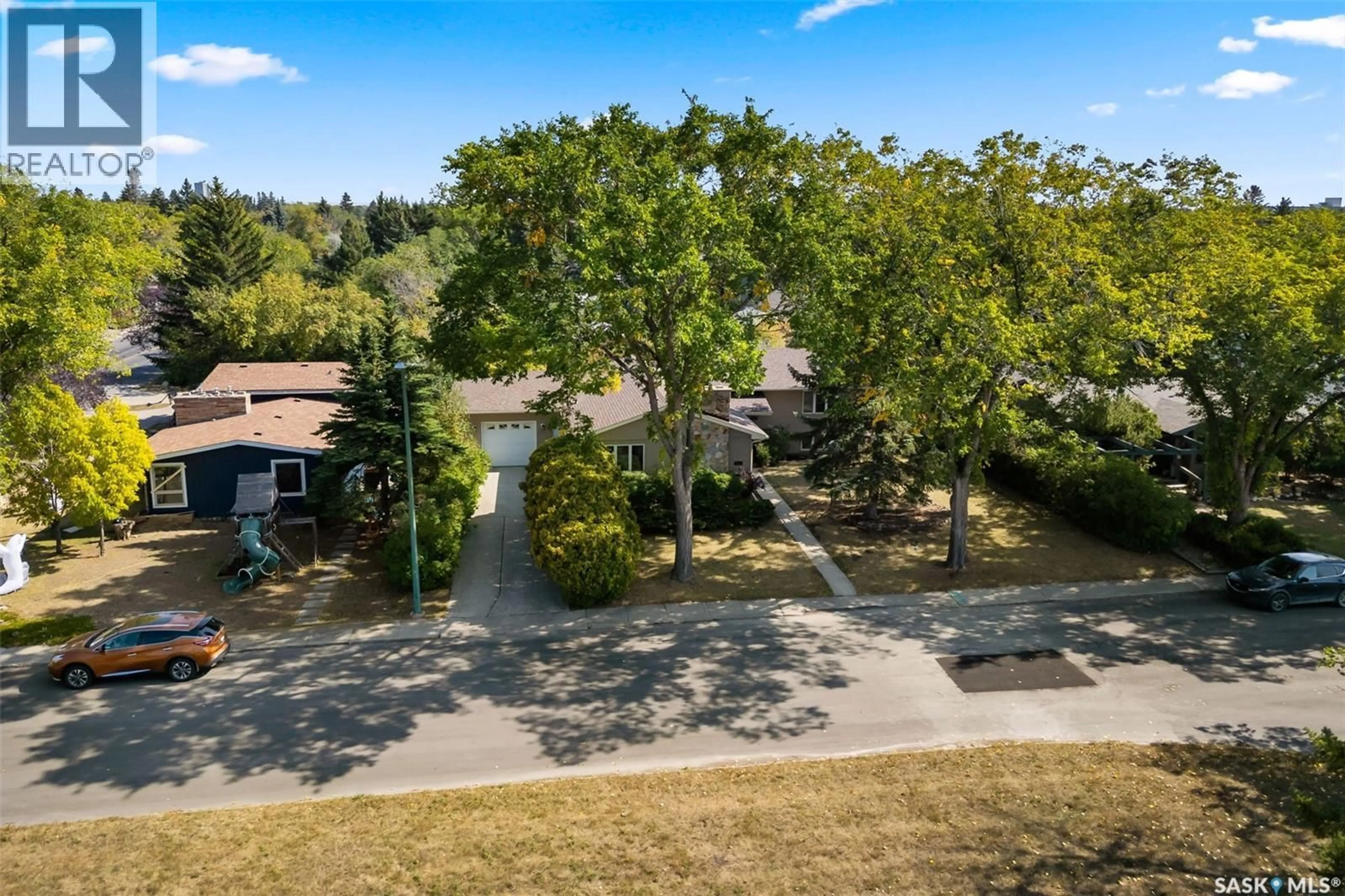 A pic from outside/outdoor area/front of a property/back of a property/a pic from drone, street for 3811-3819 GARNET STREET, Regina Saskatchewan S4S2K5