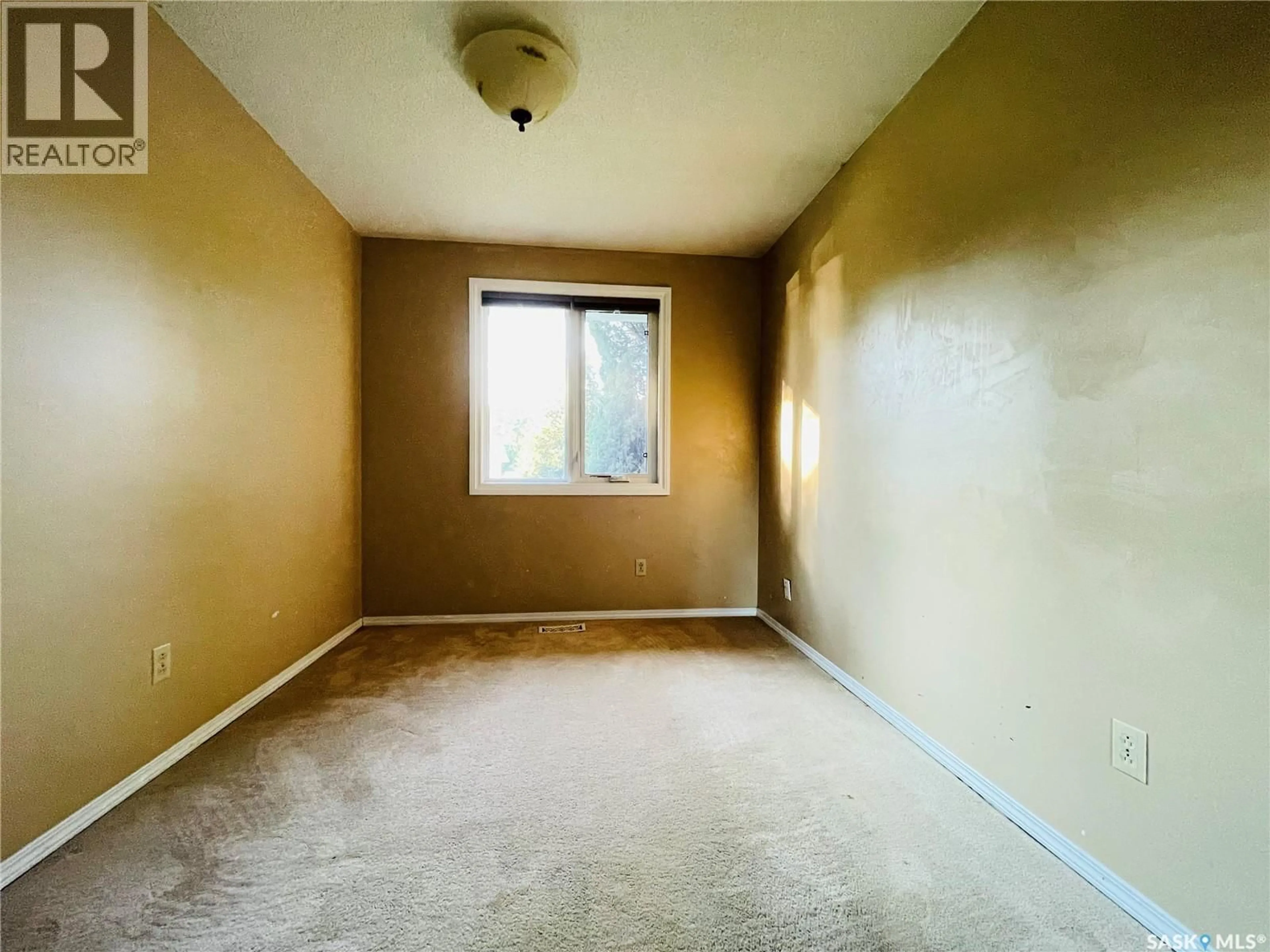 A pic of a room for 169 BIRCHWOOD CRESCENT, Regina Saskatchewan S4S5S3