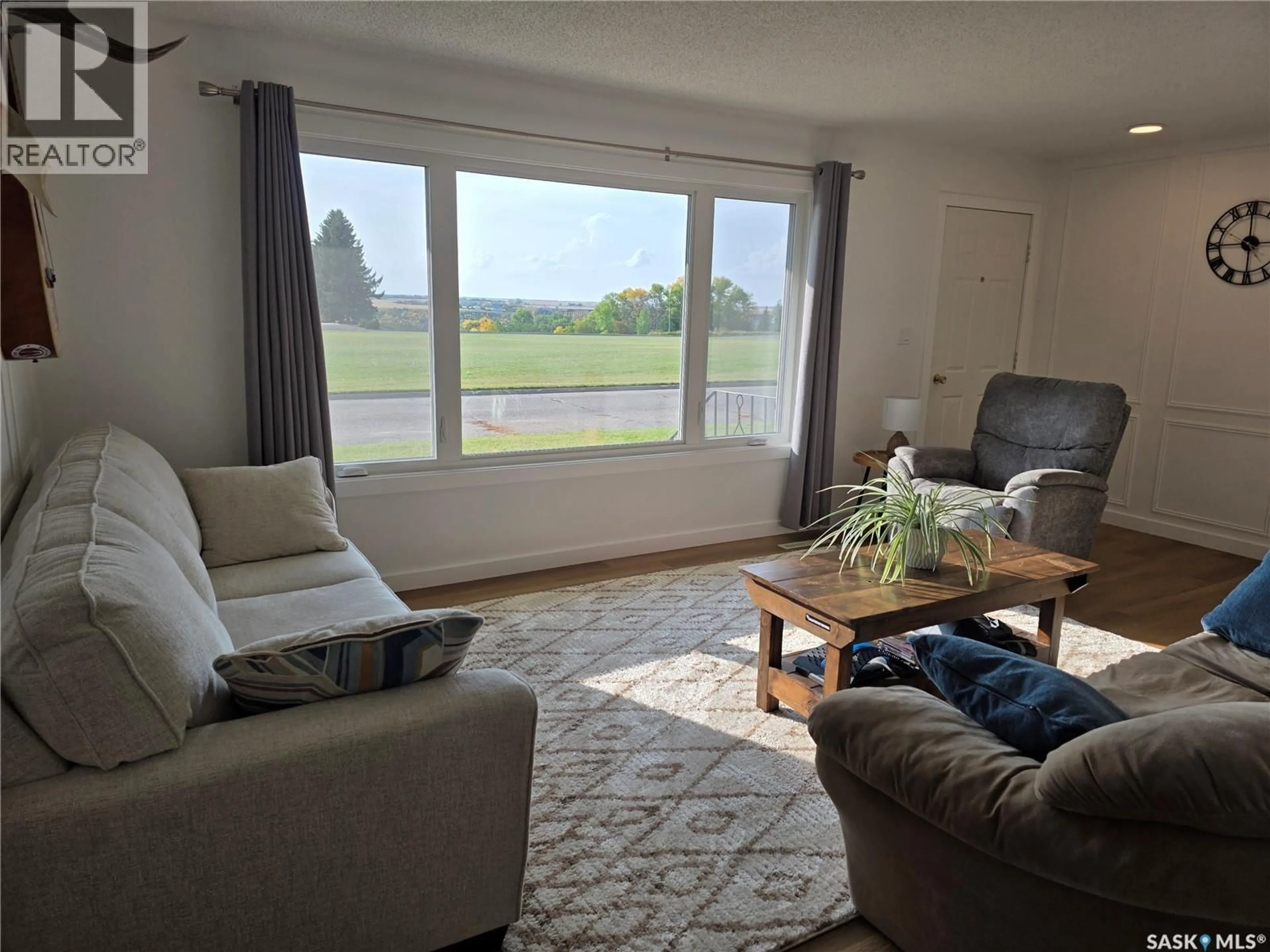 Living room with furniture, unknown for 12 TUFTS CRESCENT, Outlook Saskatchewan S0L2N0