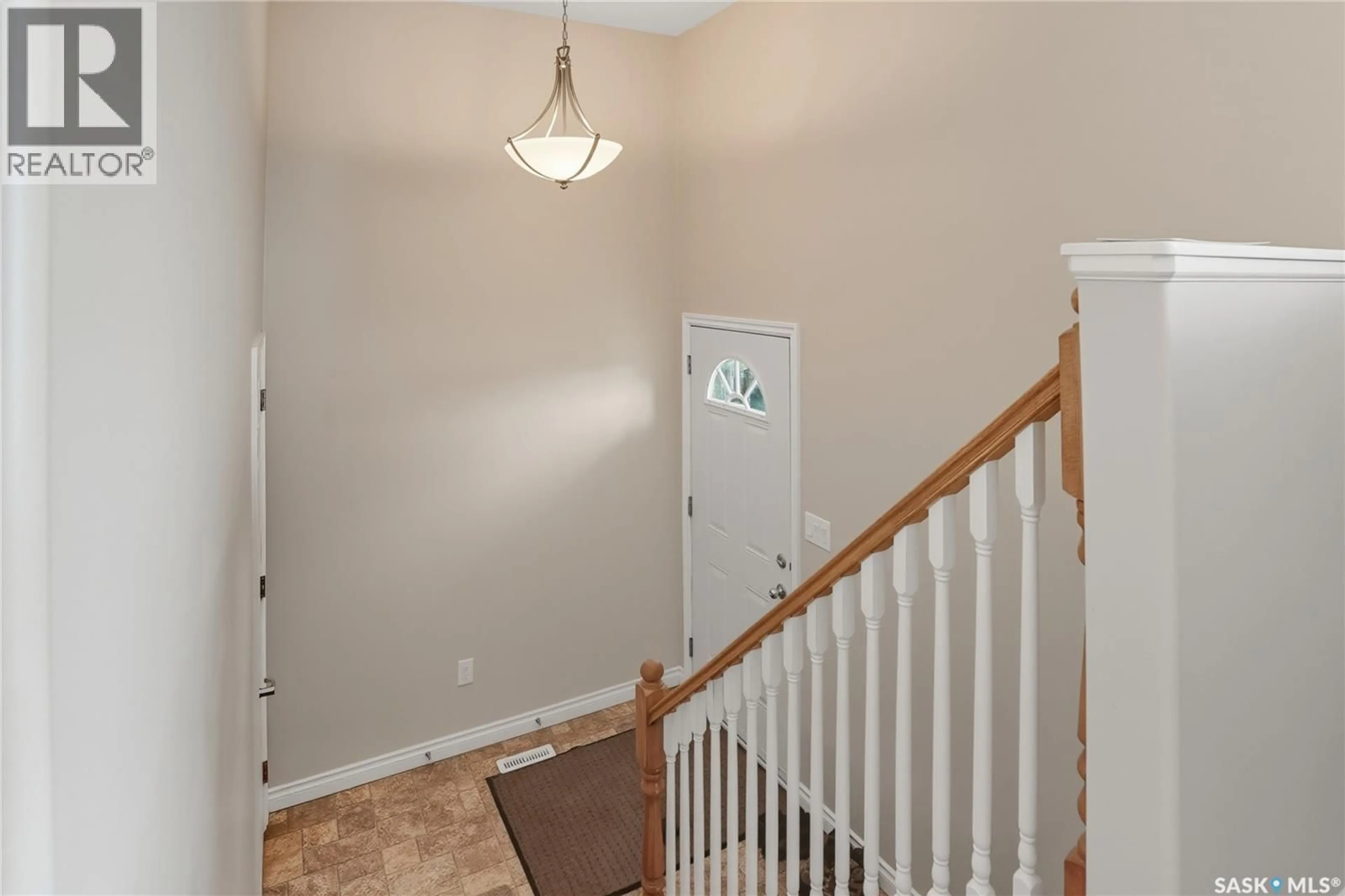 Indoor entryway for 133 RAILWAY AVENUE, Vanscoy Saskatchewan S0L3J0