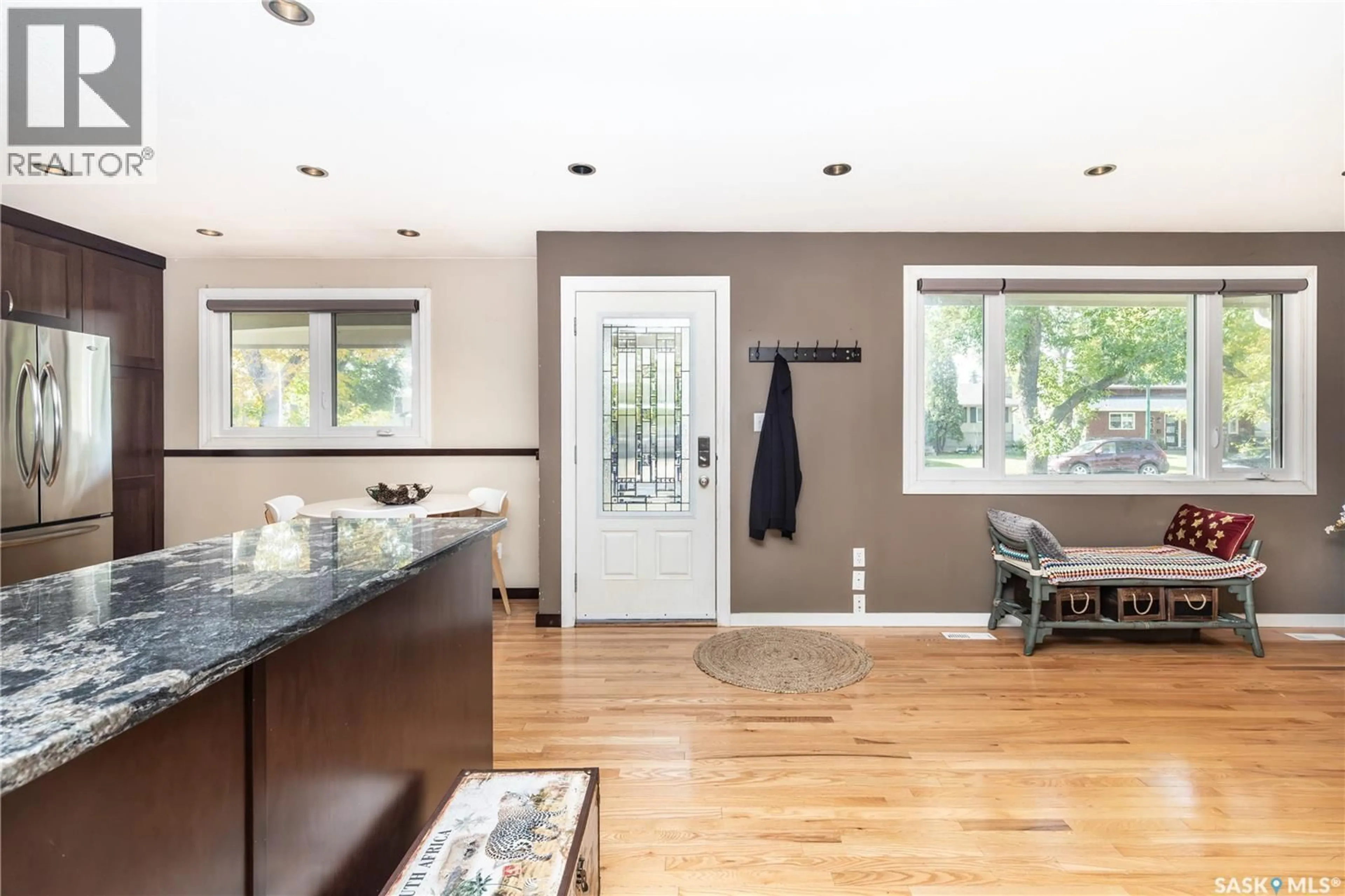 Open concept kitchen, unknown for 227 MCMASTER CRESCENT, Saskatoon Saskatchewan S7H4E4