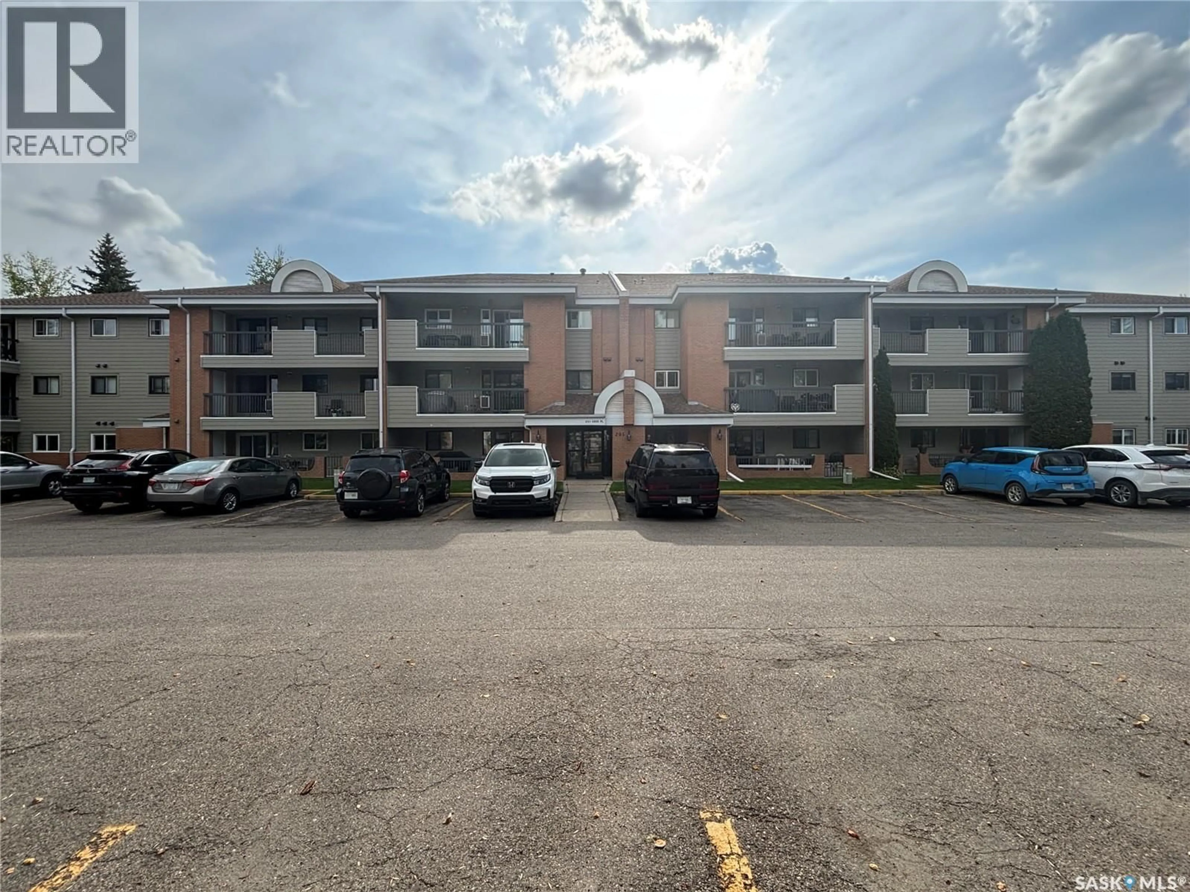 A pic from outside/outdoor area/front of a property/back of a property/a pic from drone, building for 308 - 201 CREE PLACE, Saskatoon Saskatchewan S7K7Z3