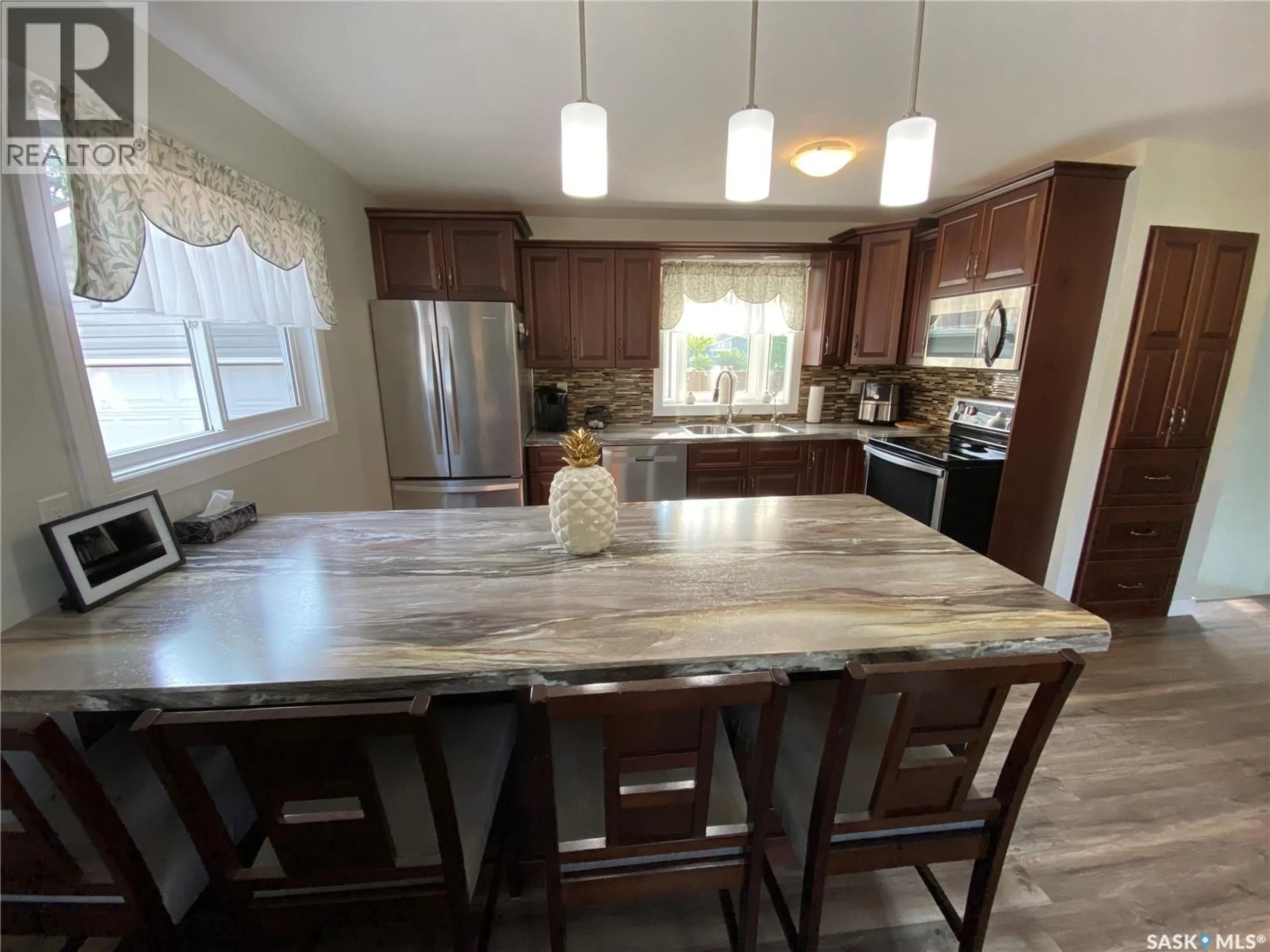 Open concept kitchen, unknown for 60 COLLACOTT DRIVE, Yorkton Saskatchewan S3N3E6