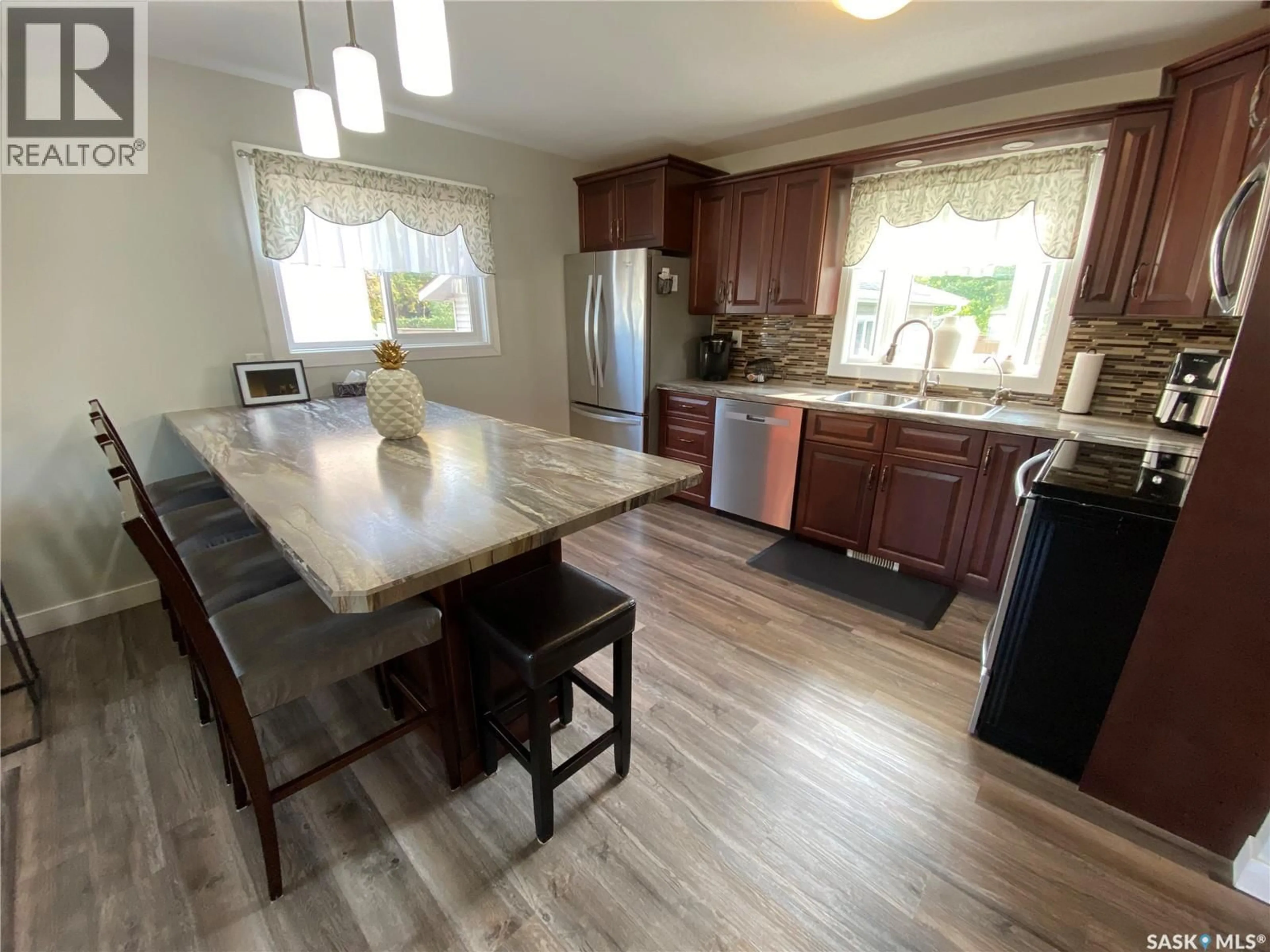 Open concept kitchen, unknown for 60 COLLACOTT DRIVE, Yorkton Saskatchewan S3N3E6