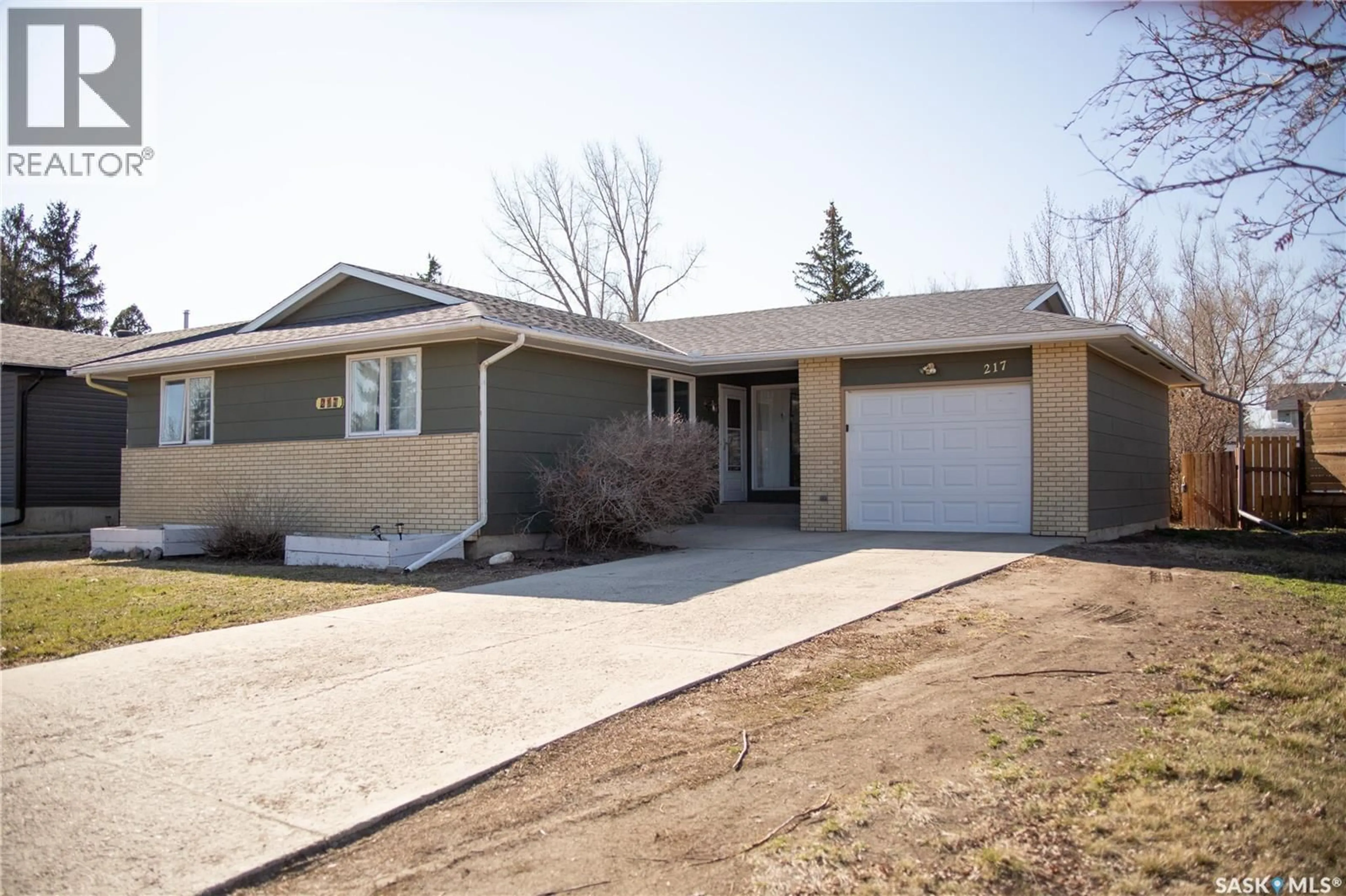 Unknown for 217 10TH AVENUE, Kindersley Saskatchewan S0L1S0