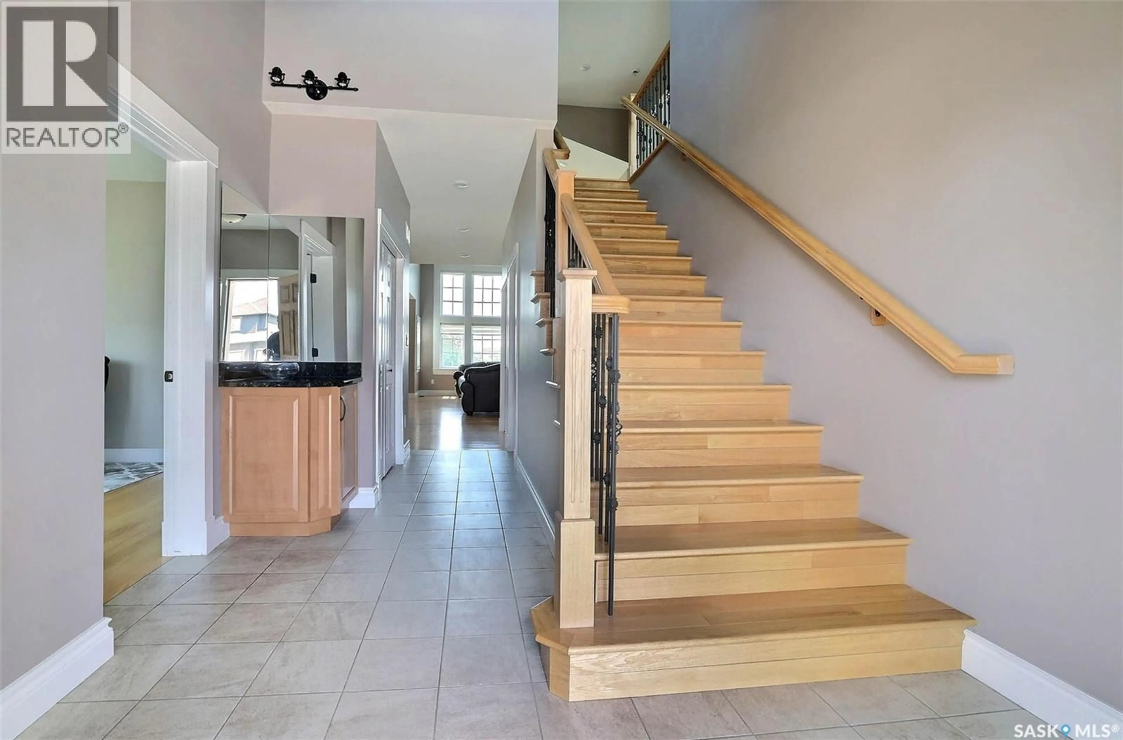 Indoor foyer for 22 PRINCETON DRIVE, White City Saskatchewan S4L0C8