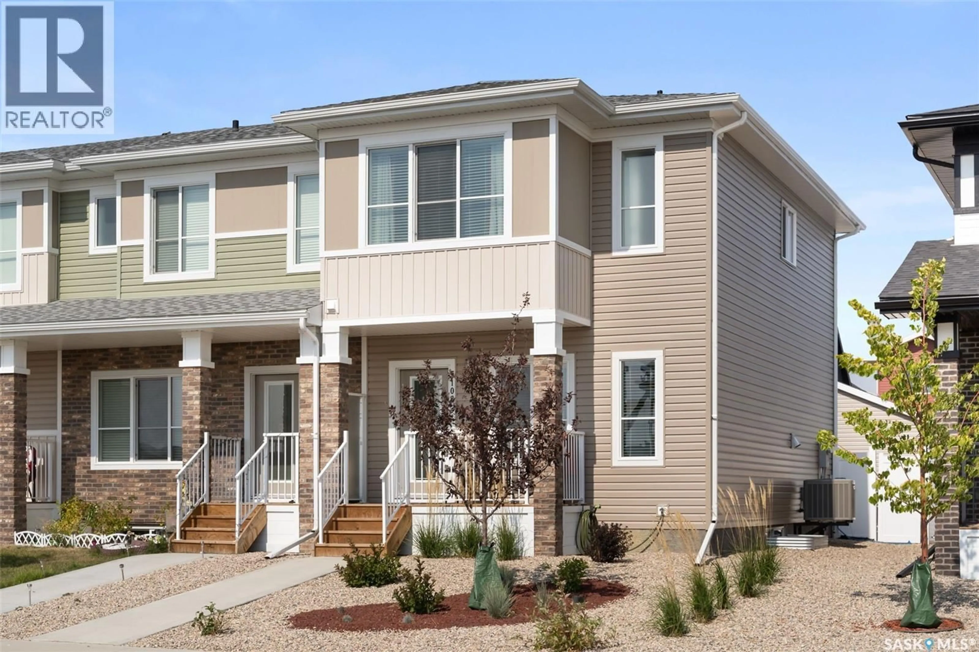 Home with vinyl exterior material, street for 5108 PRIMROSE GREEN DRIVE, Regina Saskatchewan S4V3S5