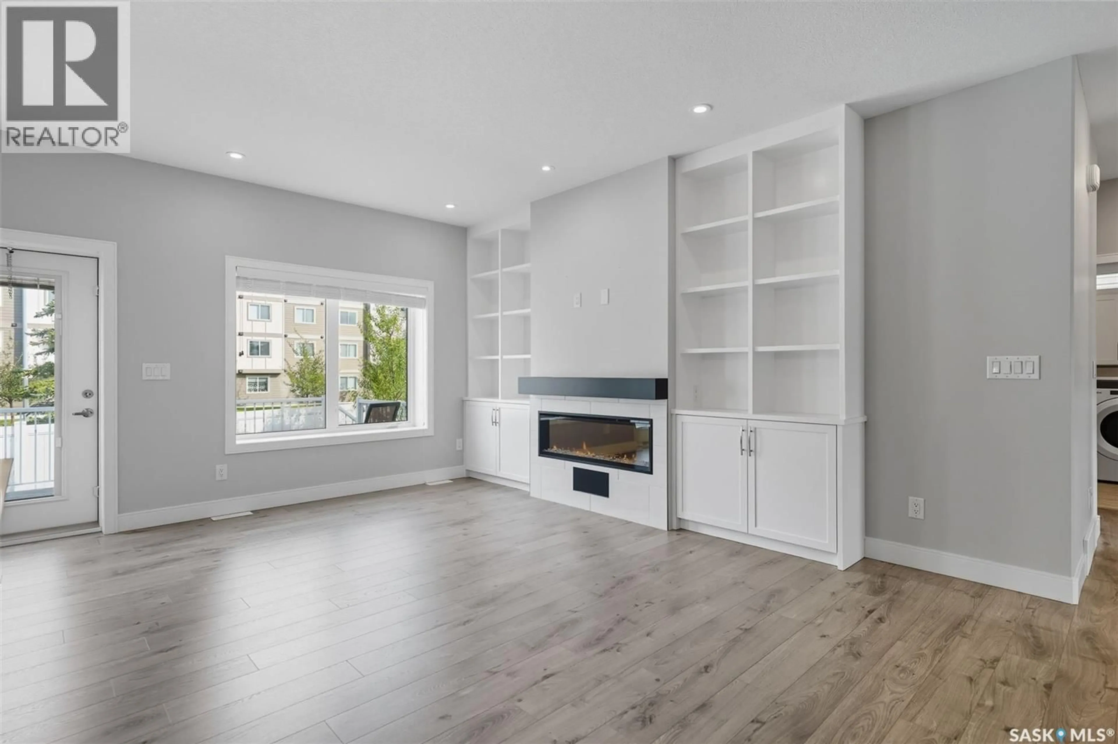 Unknown for 15 3206 11TH STREET W, Saskatoon Saskatchewan S7M5Z1