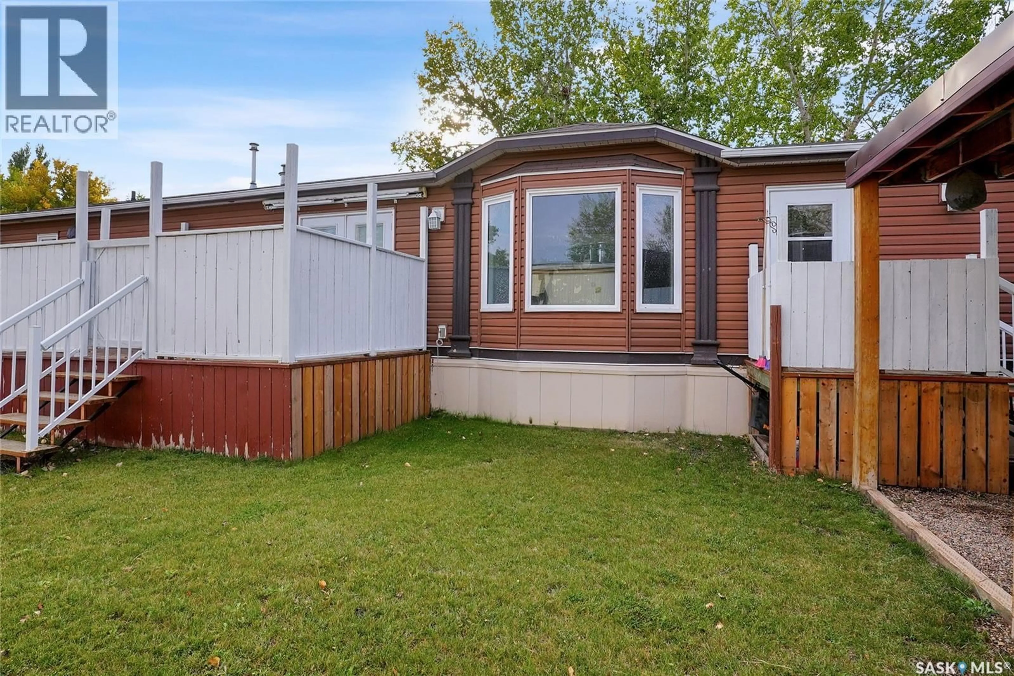 Unknown for F2 - 1455 9TH AVENUE, Moose Jaw Saskatchewan S6J1C6