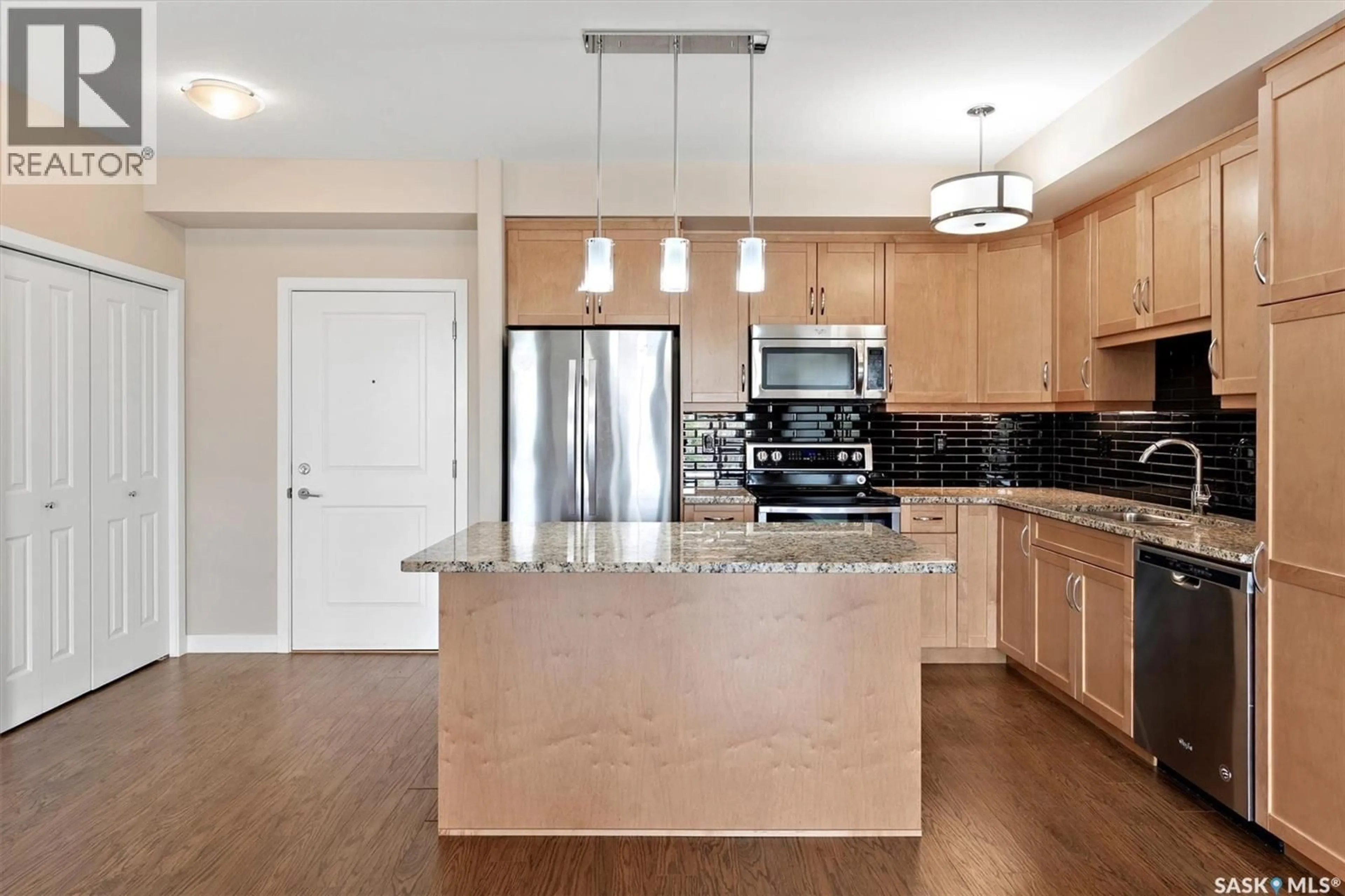 Open concept kitchen, unknown for 308 - 1015 MOSS AVENUE, Saskatoon Saskatchewan S7H4J3
