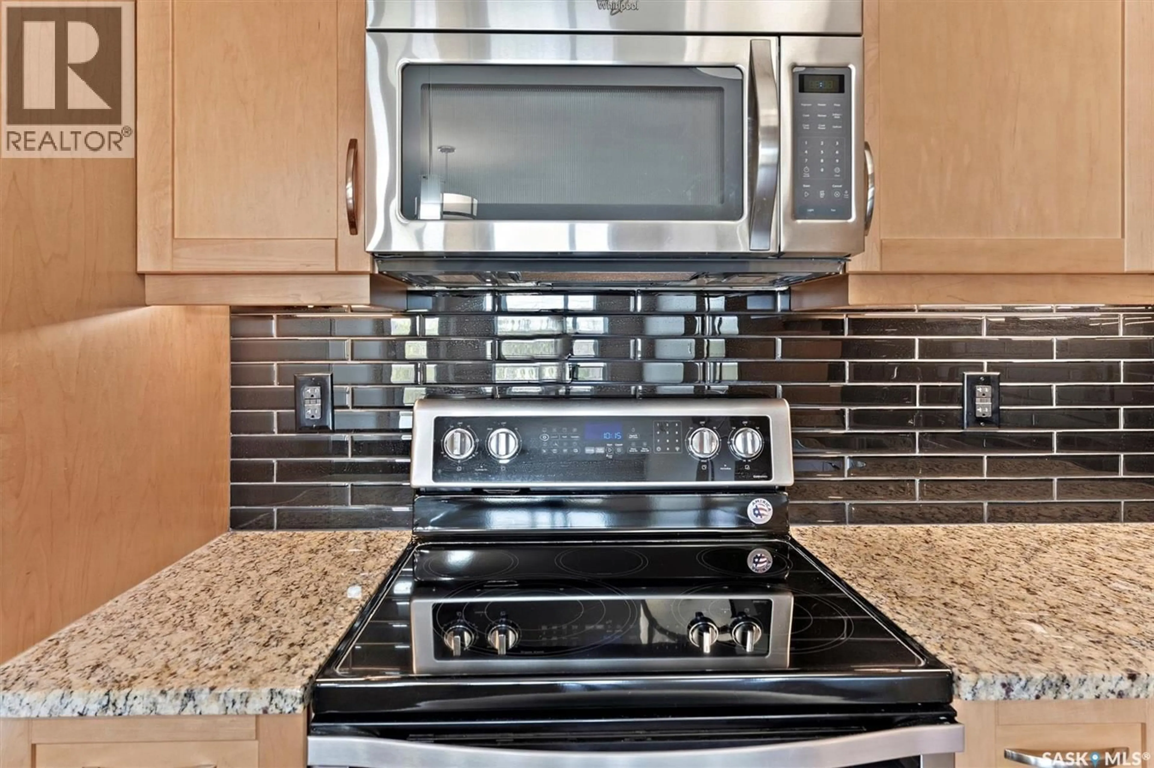 Standard kitchen, ceramic/tile floor for 308 - 1015 MOSS AVENUE, Saskatoon Saskatchewan S7H4J3