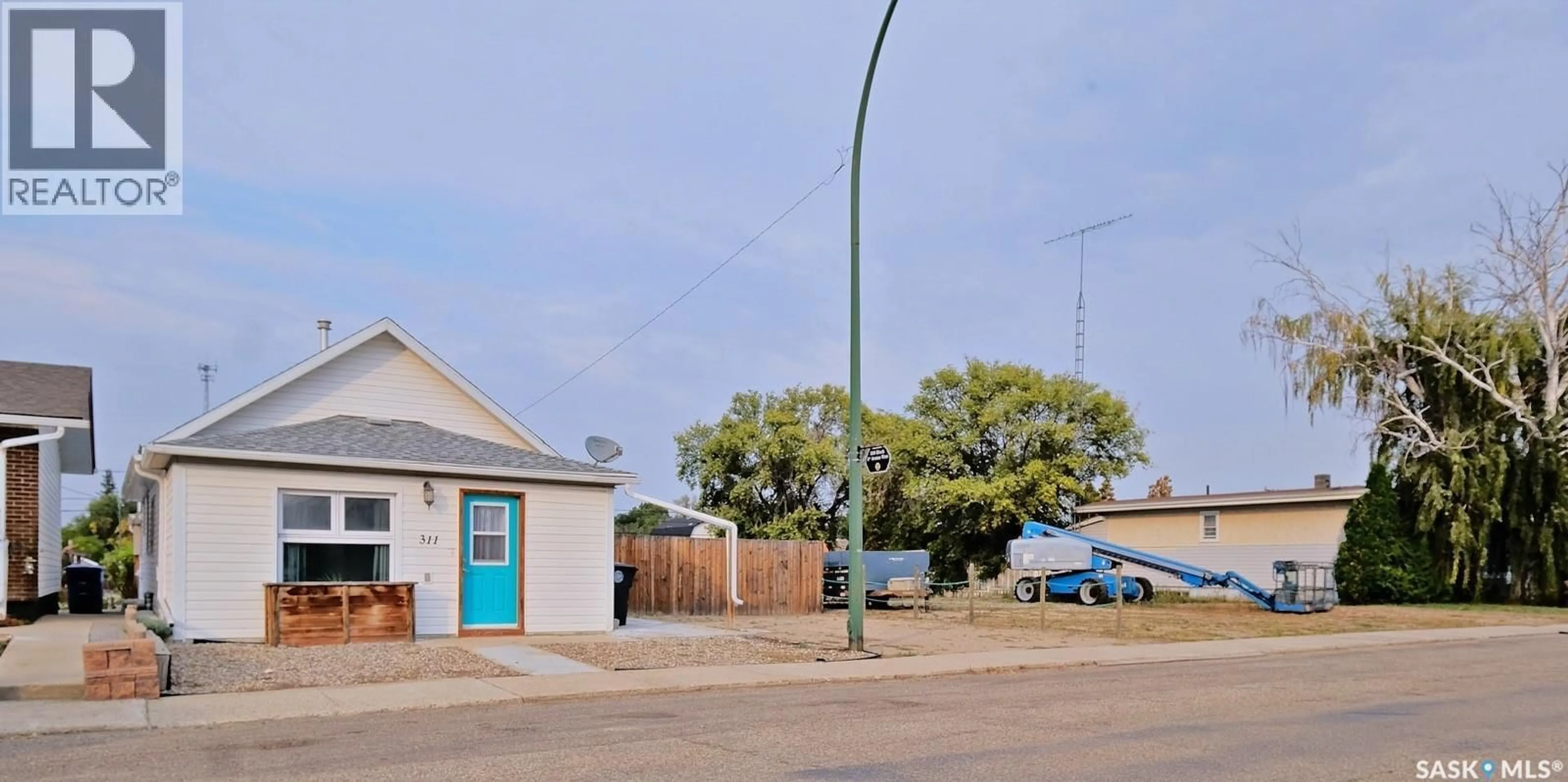 Unknown for 311 5TH AVENUE, Biggar Saskatchewan S0K0M0