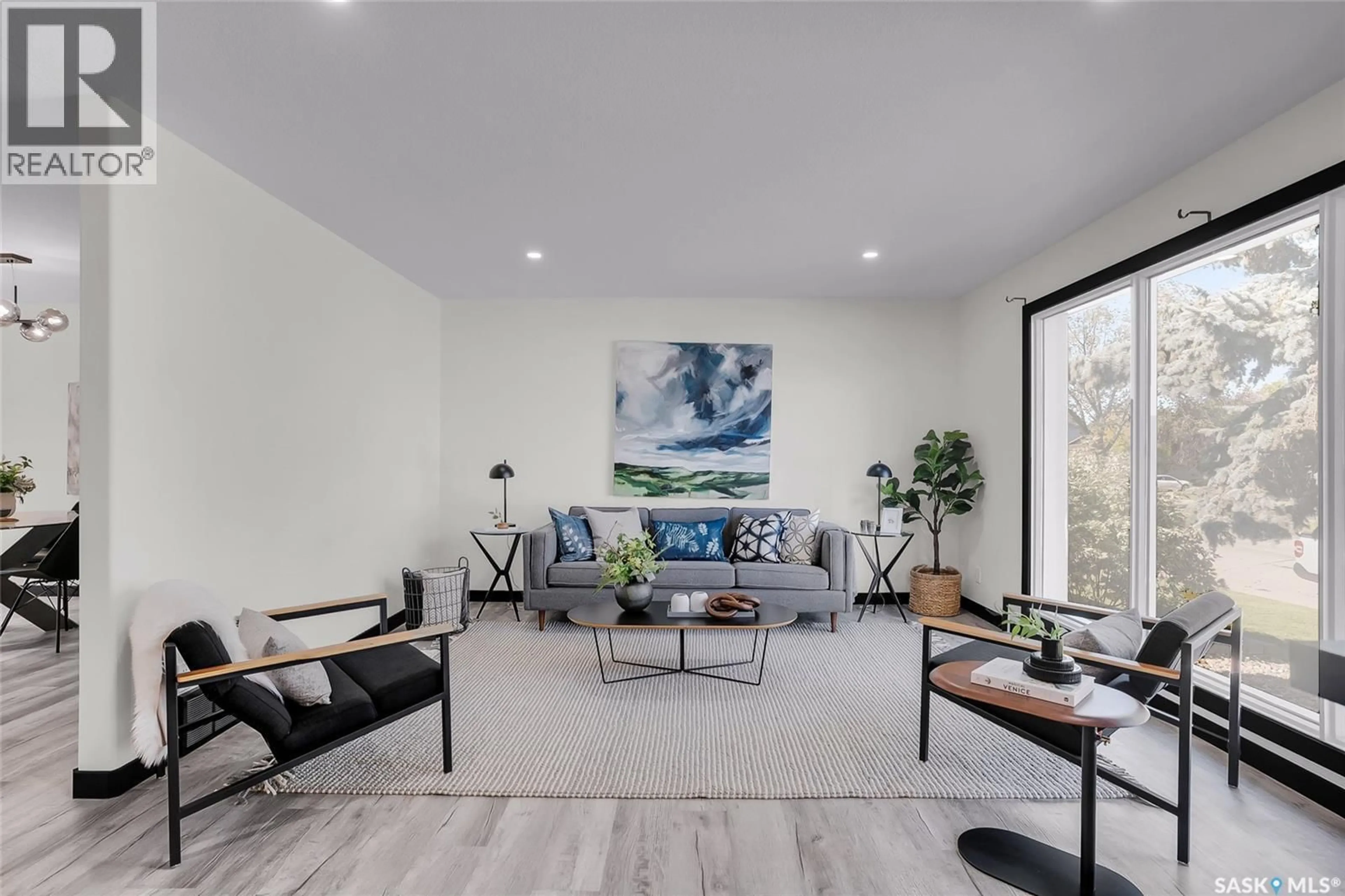 Living room with furniture, unknown for 791 LENORE DRIVE, Saskatoon Saskatchewan S7K5G9