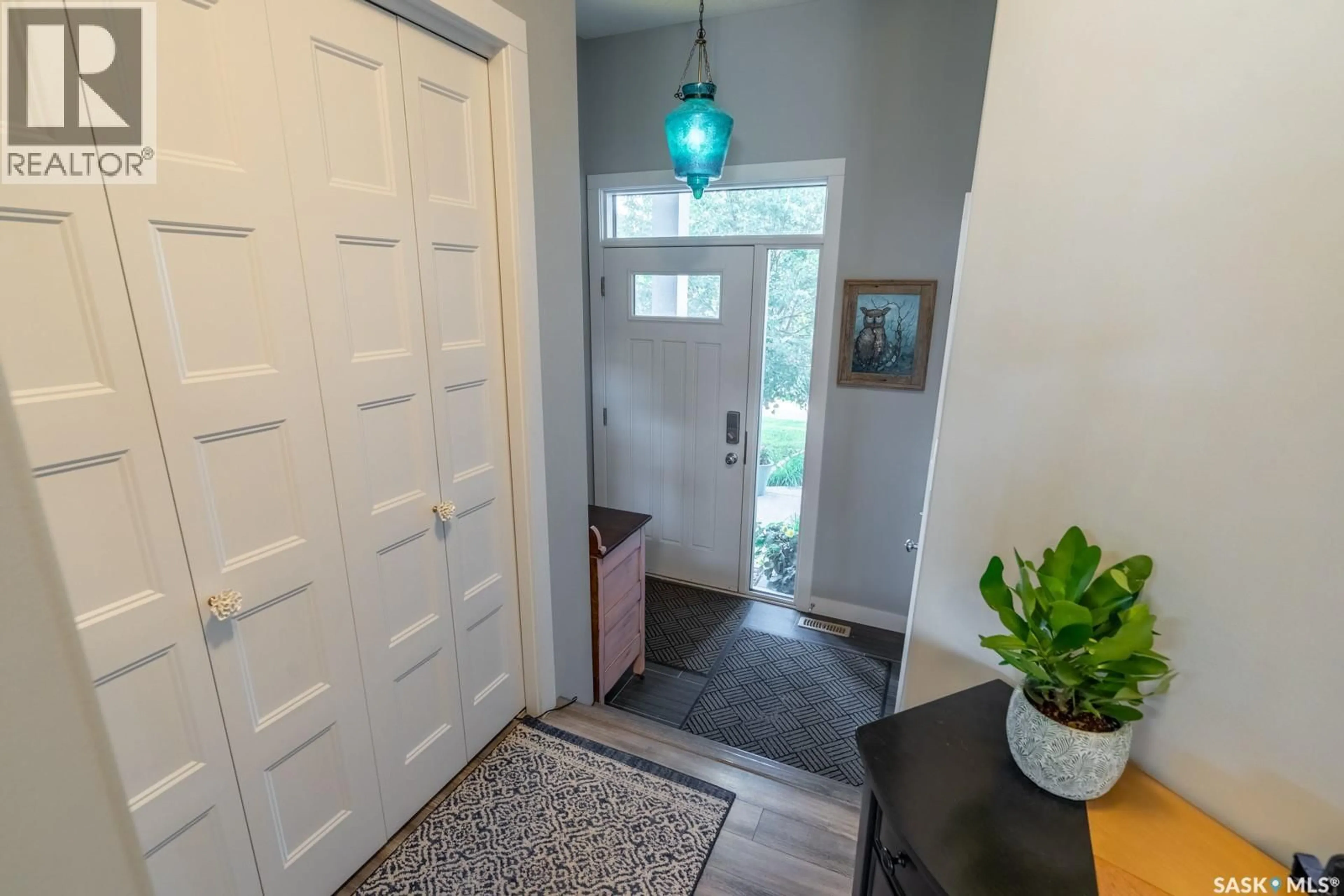 Indoor entryway for 5760 PEARSALL CRESCENT, Regina Saskatchewan S4W0K2