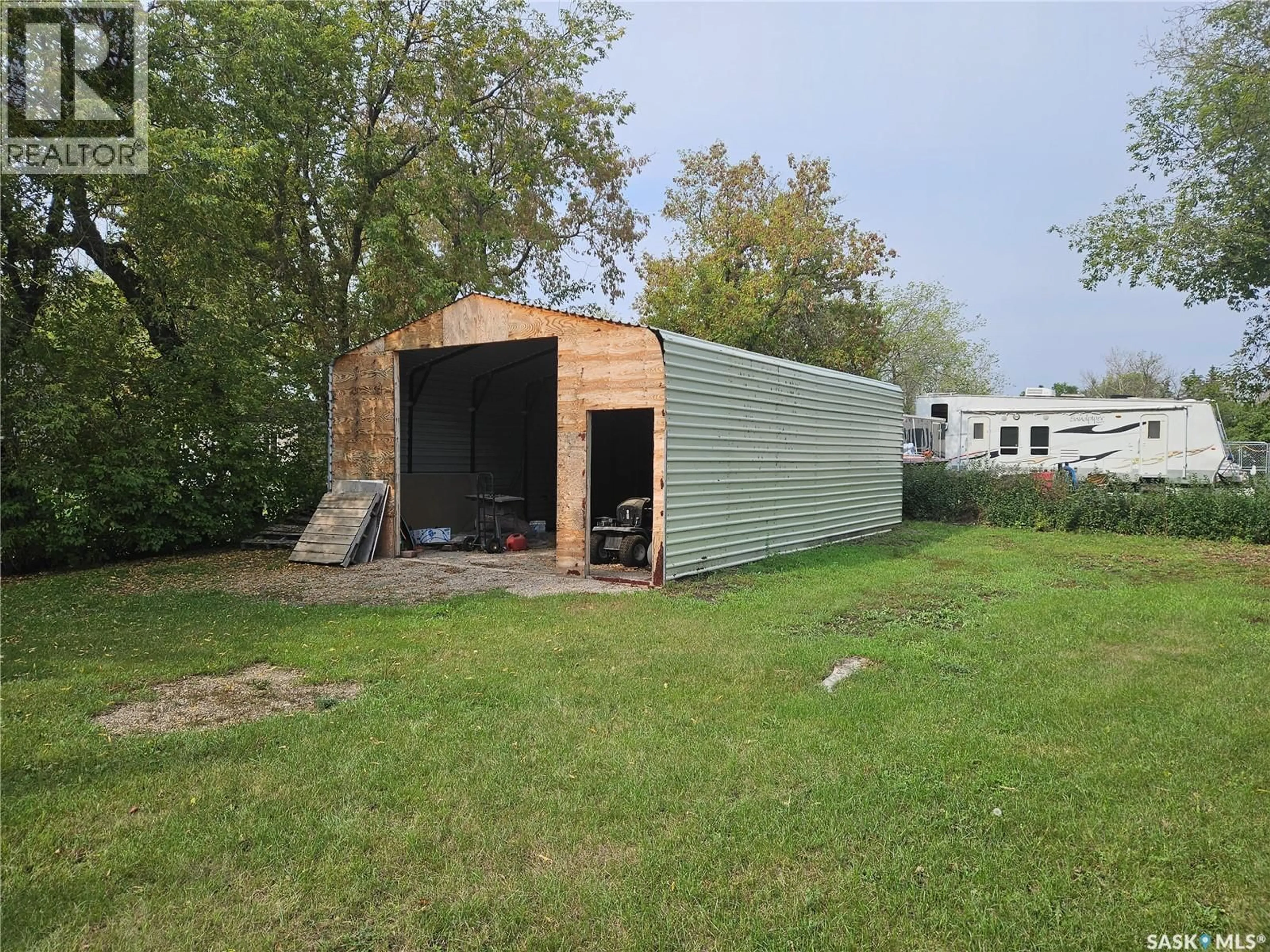 Shed for 150 MORLEY STREET, Kisbey Saskatchewan S0C1L0