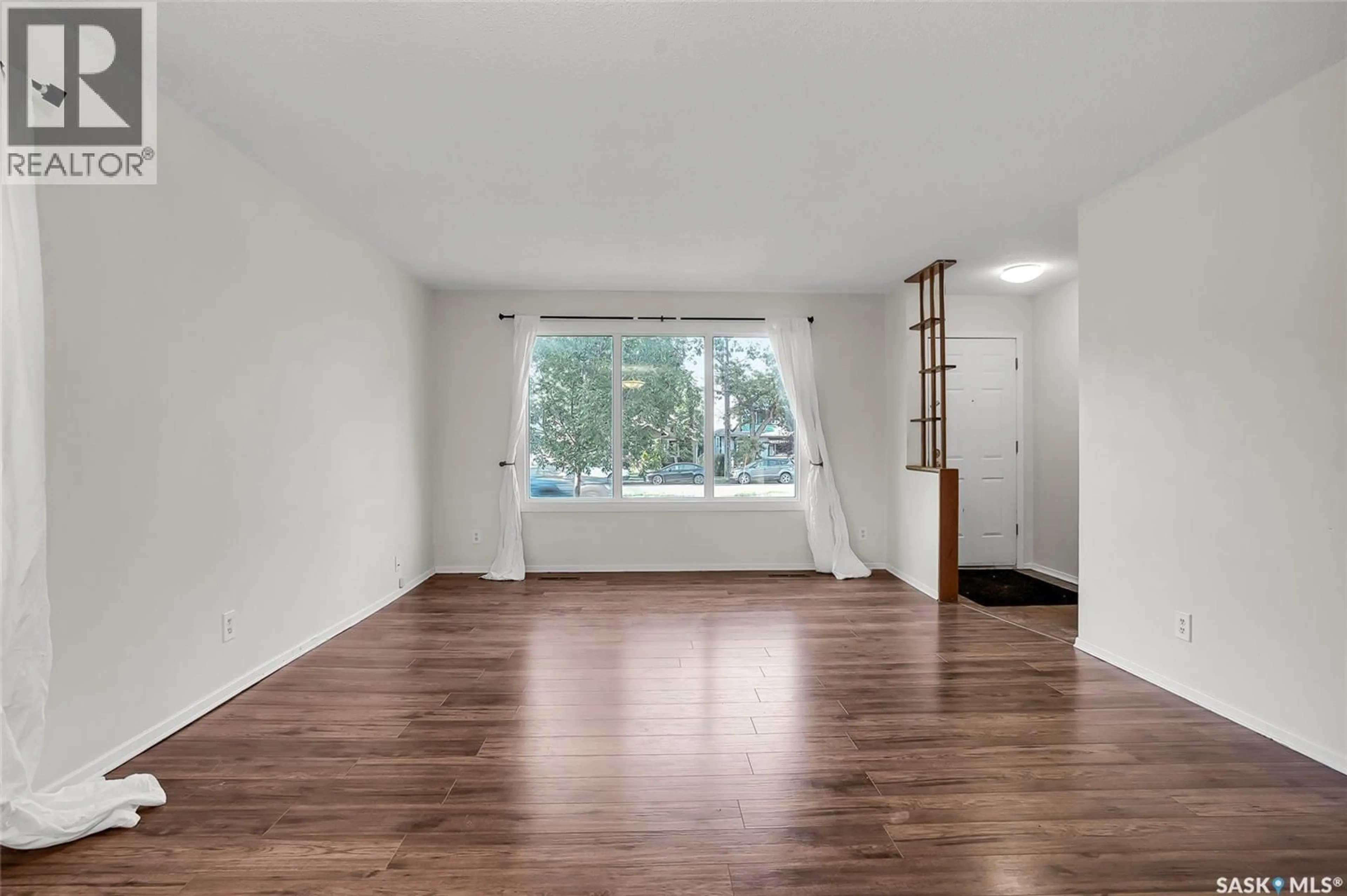 Unknown for 520 8TH STREET, Saskatoon Saskatchewan S7H0P8