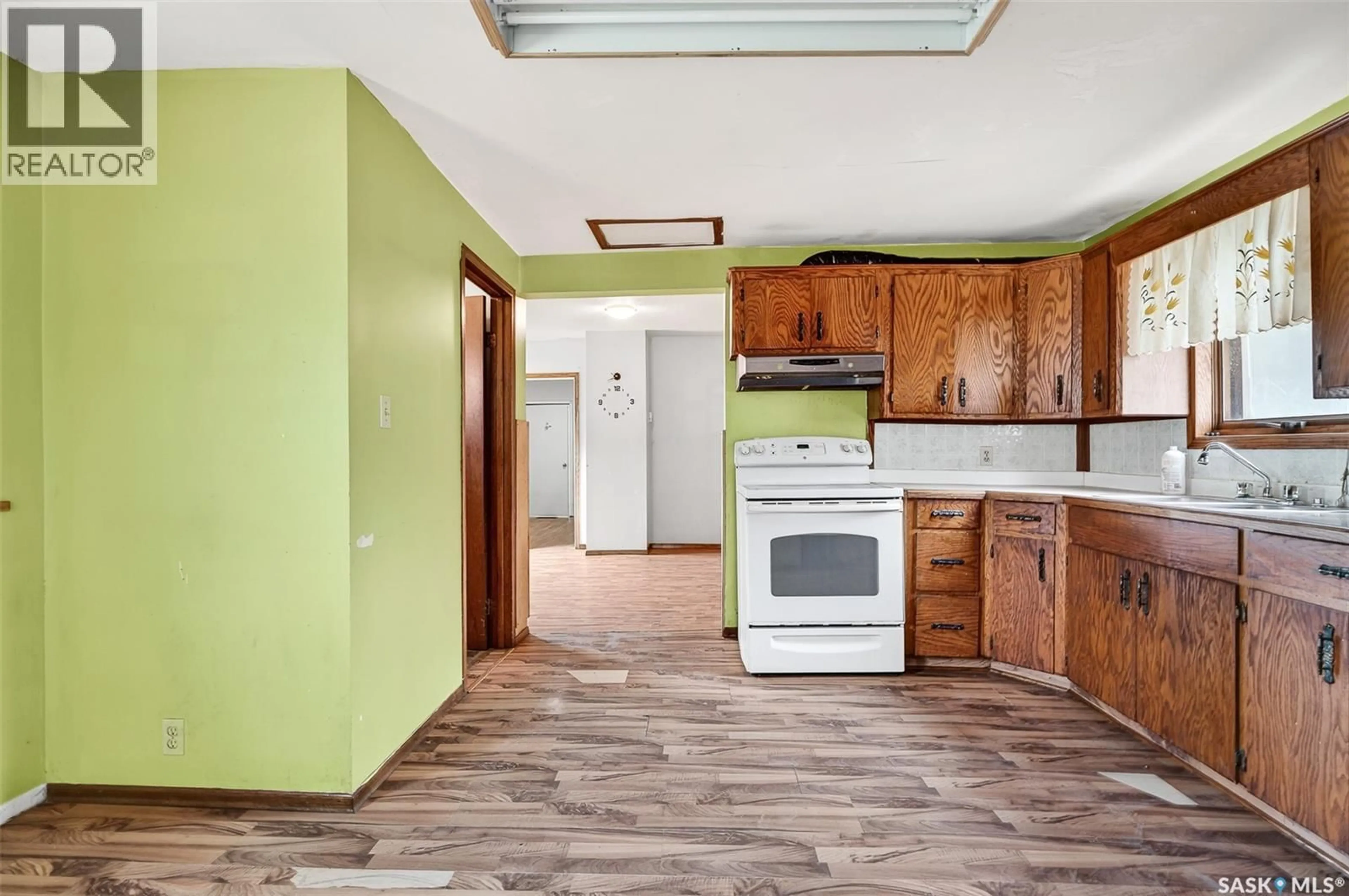 Unknown for 1038 ATHABASCA STREET, Moose Jaw Saskatchewan S6H0N2