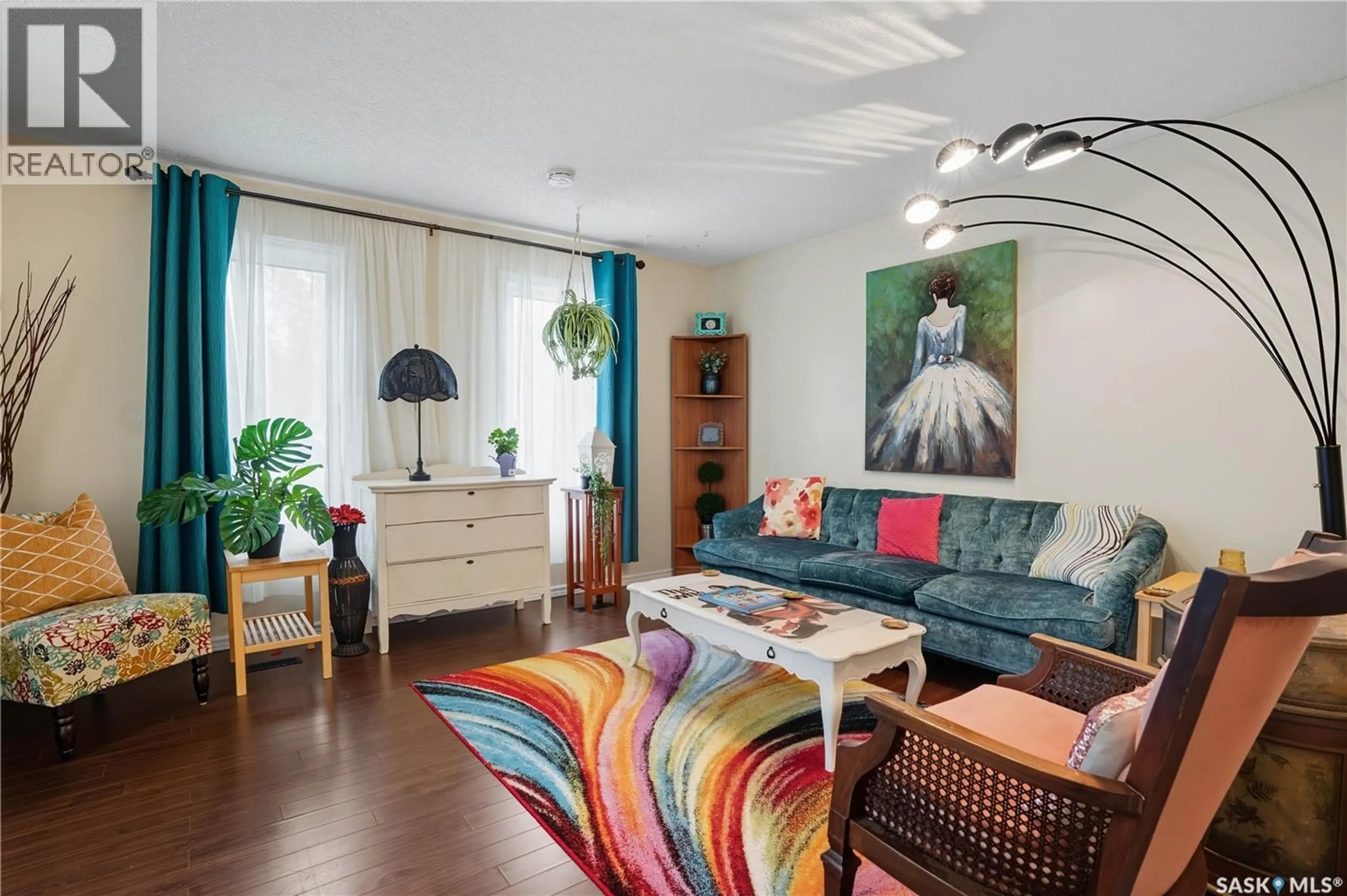 Living room with furniture, unknown for 18 LAWRIE BAY, Regina Saskatchewan S4X2B3