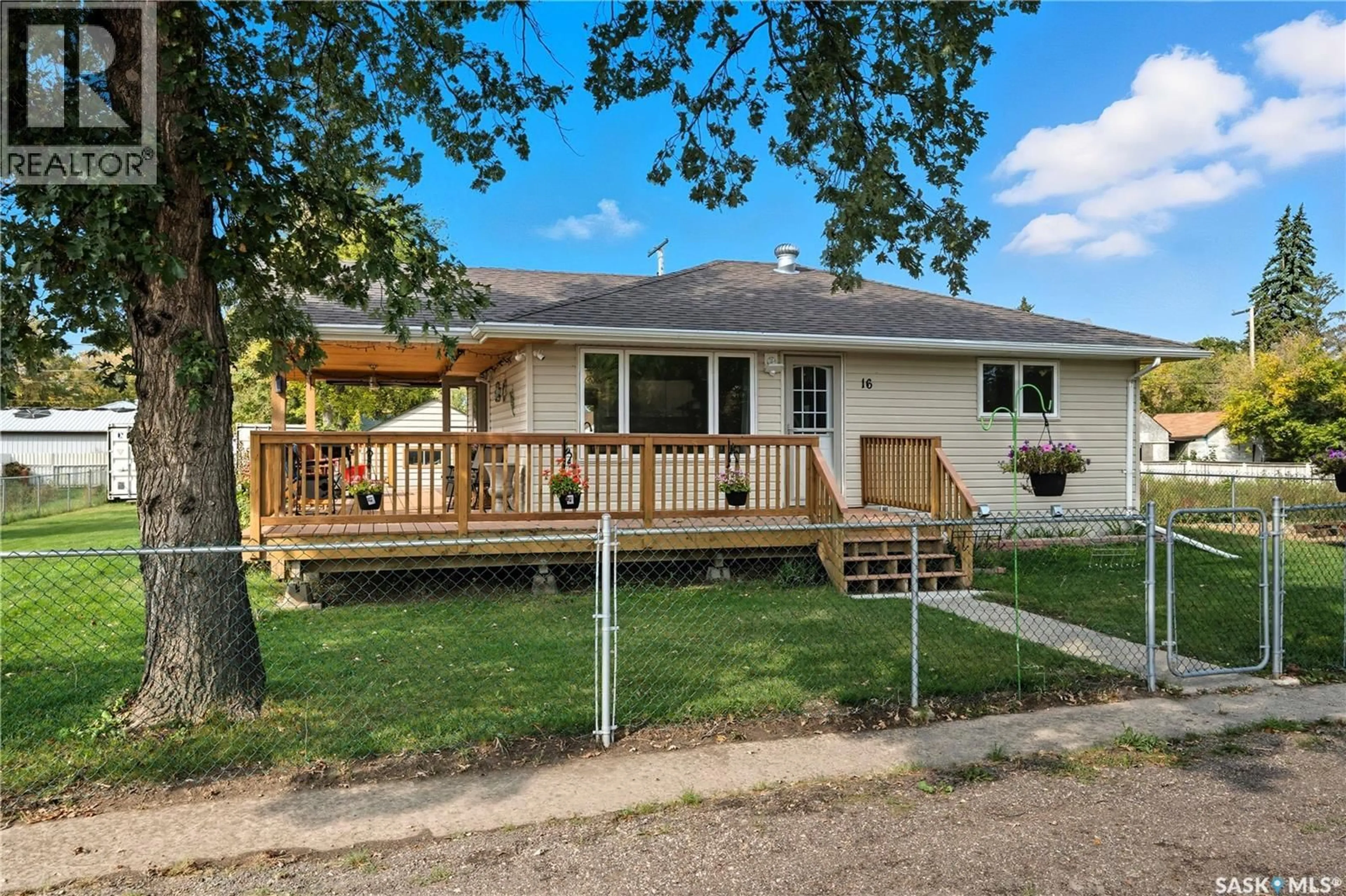 Unknown for 16 WALSH STREET, Qu'Appelle Saskatchewan S0G4A0