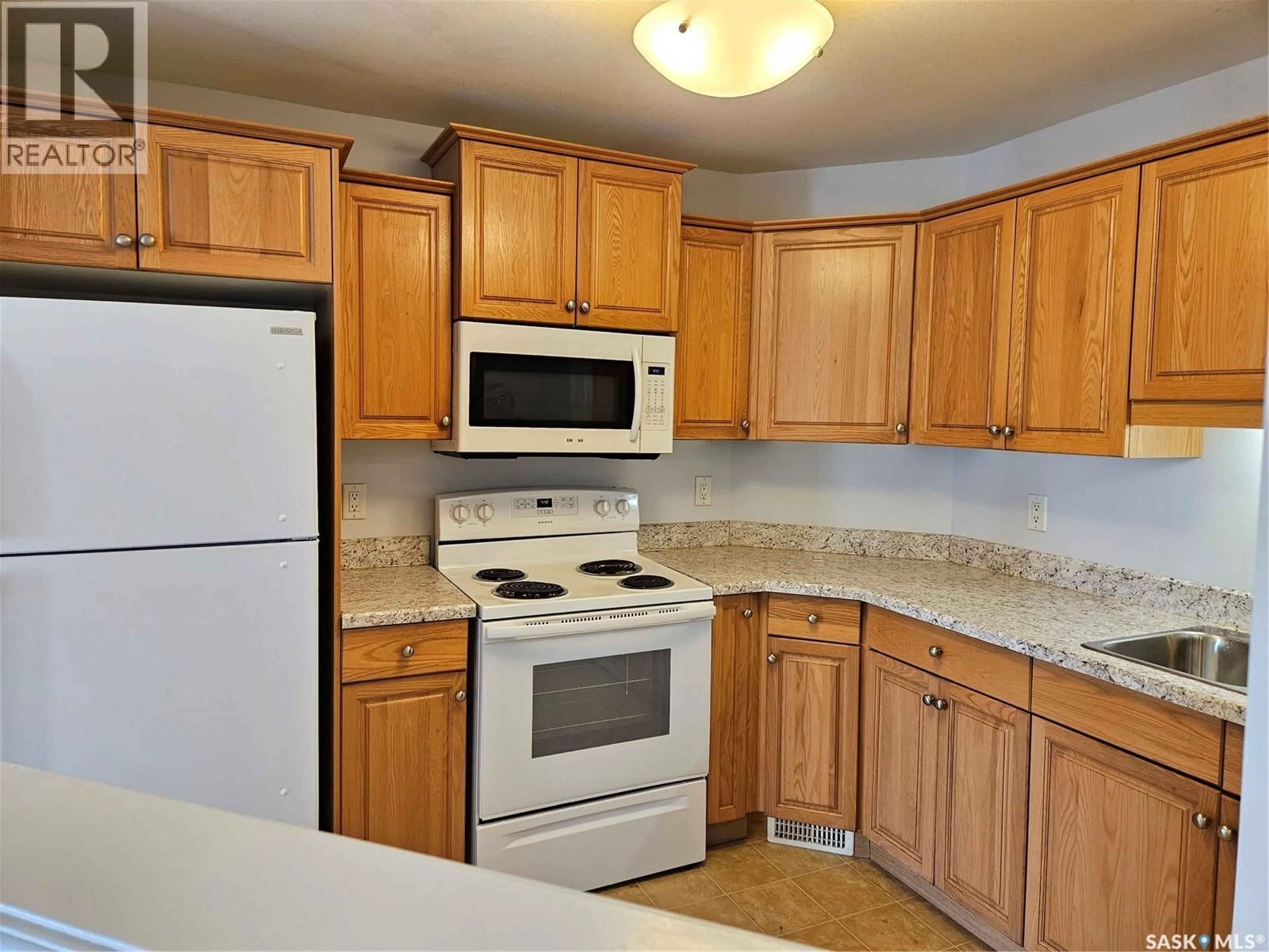 Standard kitchen, unknown for 302 - 3946 ROBINSON STREET, Regina Saskatchewan S4S3C8
