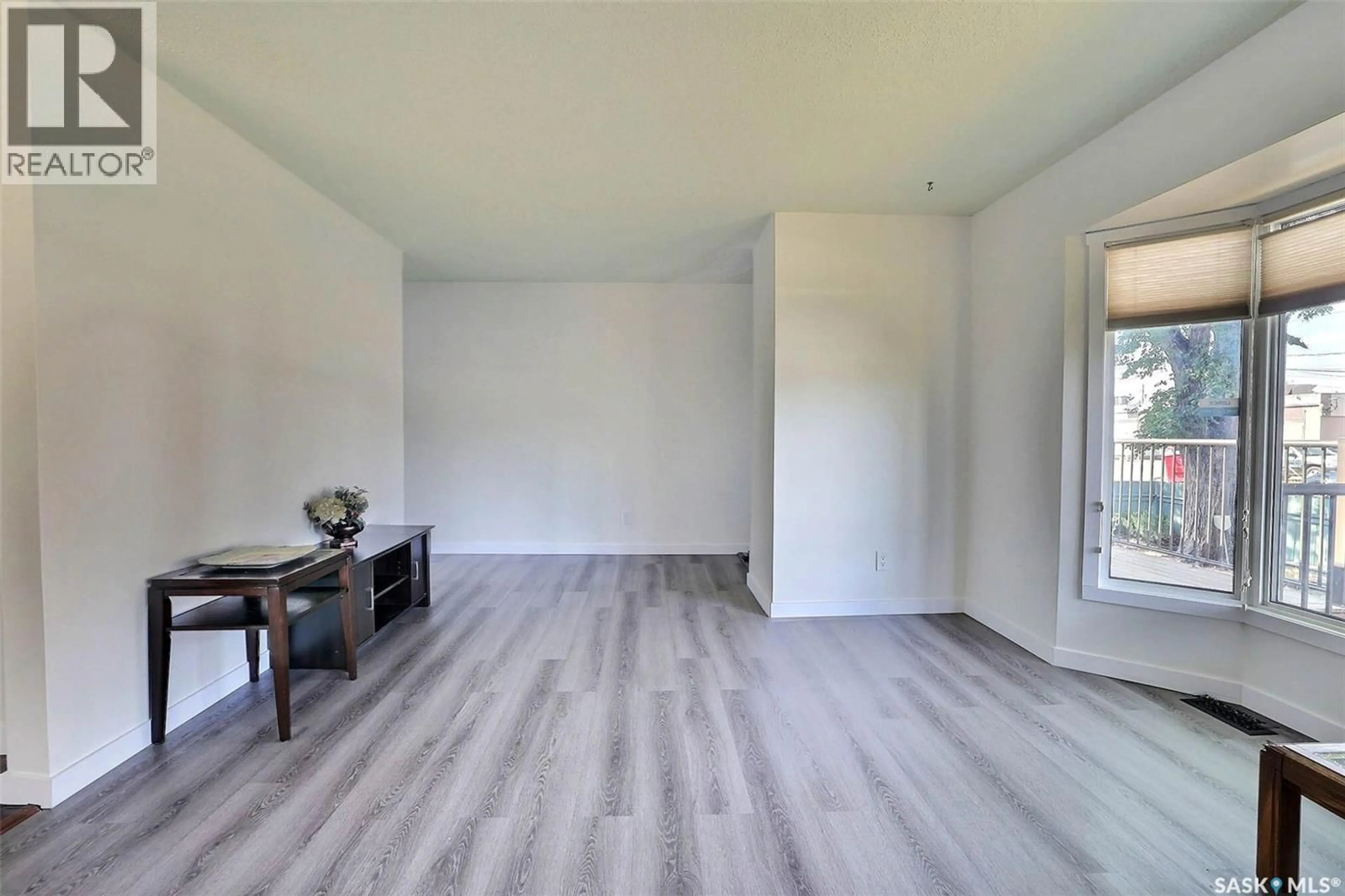 A pic of a room for 901 17TH AVENUE, Regina Saskatchewan S4N0Y9