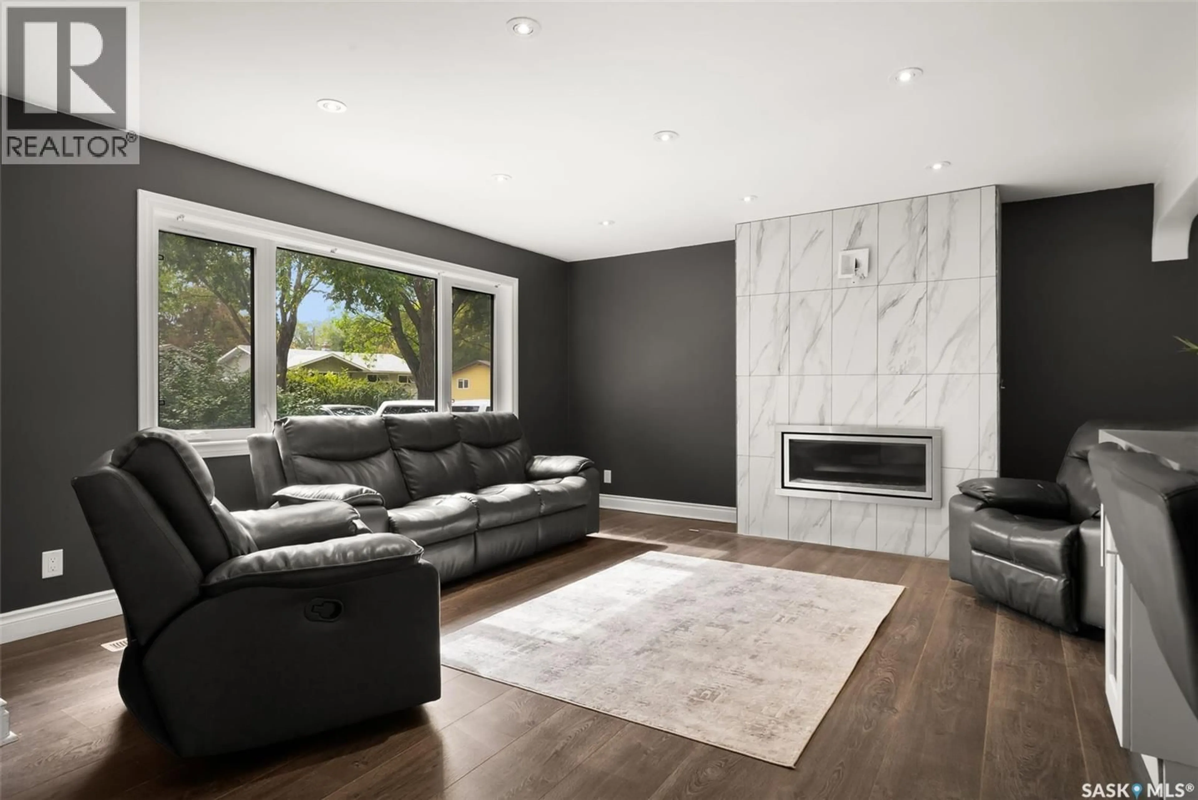 Living room with furniture, unknown for 36 COWBURN CRESCENT, Regina Saskatchewan S4S4T3