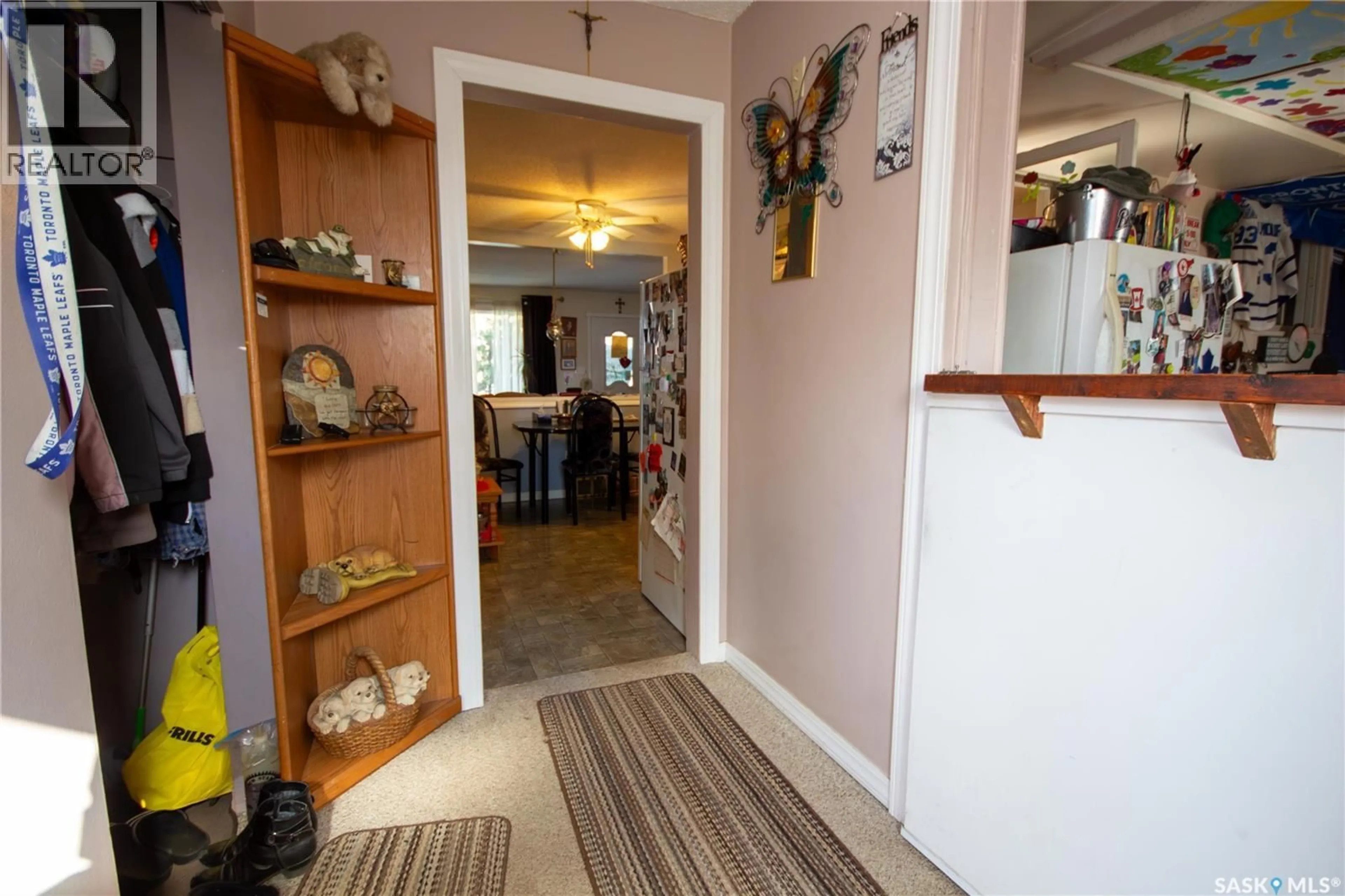 Indoor foyer for CRESCENT - 365 3RD AVE, Battleford Saskatchewan S0M0E0