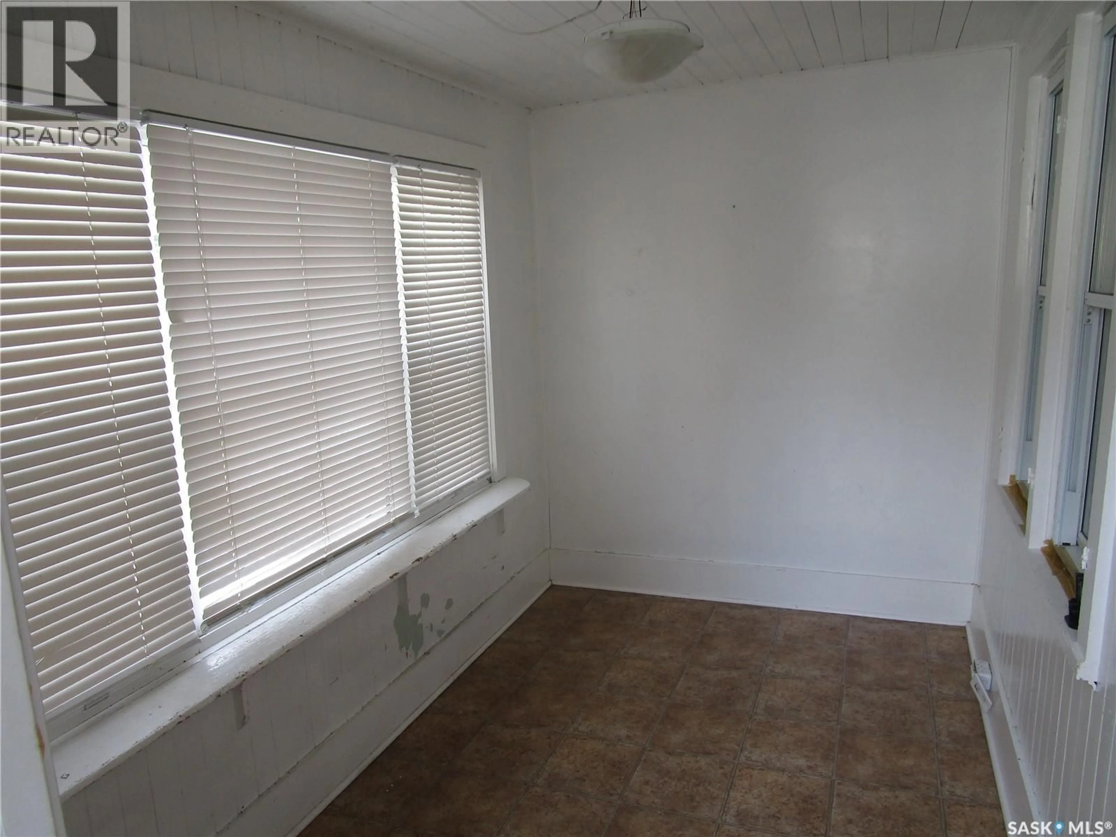 A pic of a room for 1268 ROBINSON STREET, Regina Saskatchewan S4T2N2