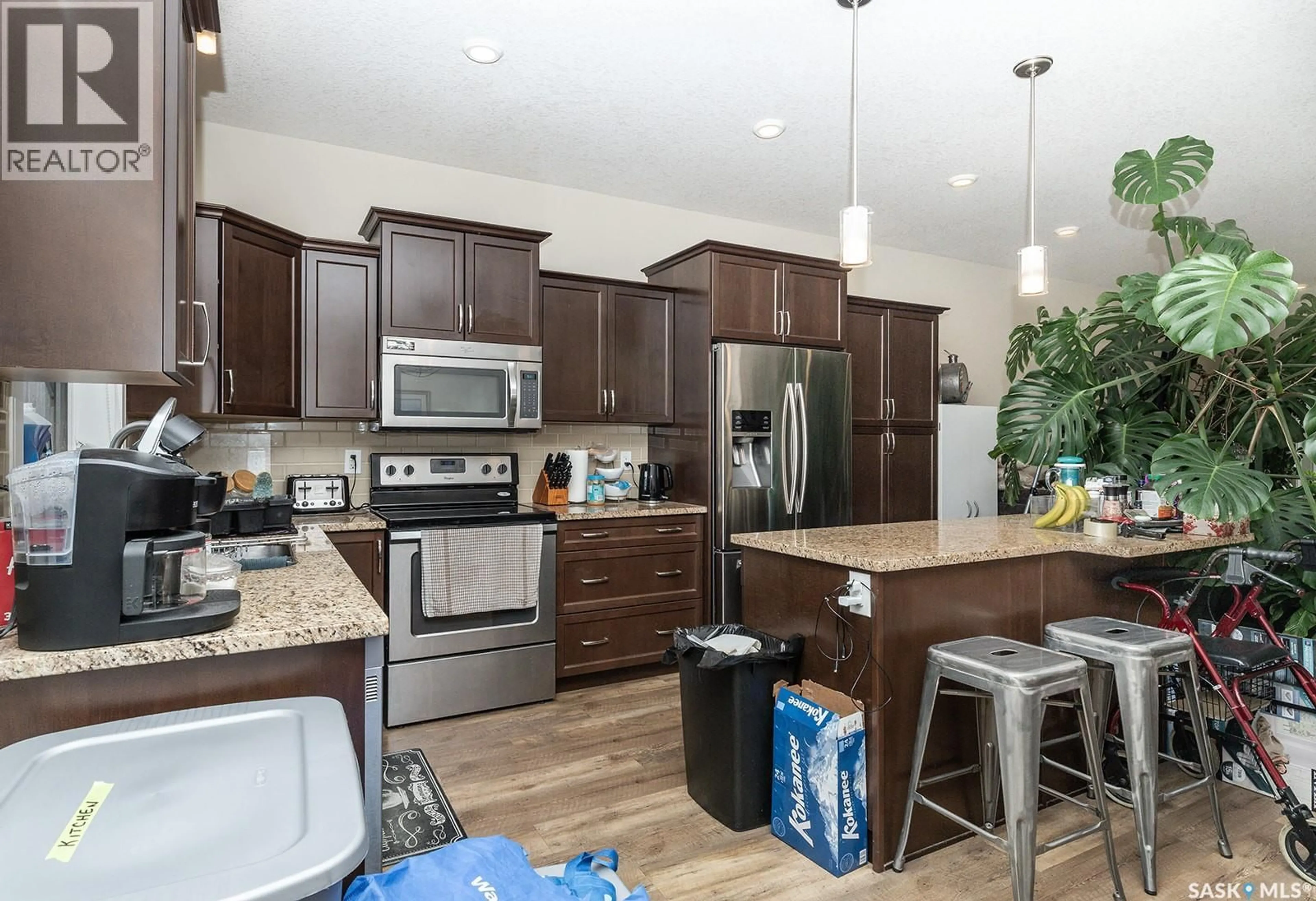 Open concept kitchen, unknown for 2 - 3214 11TH STREET, Saskatoon Saskatchewan S7M5G3