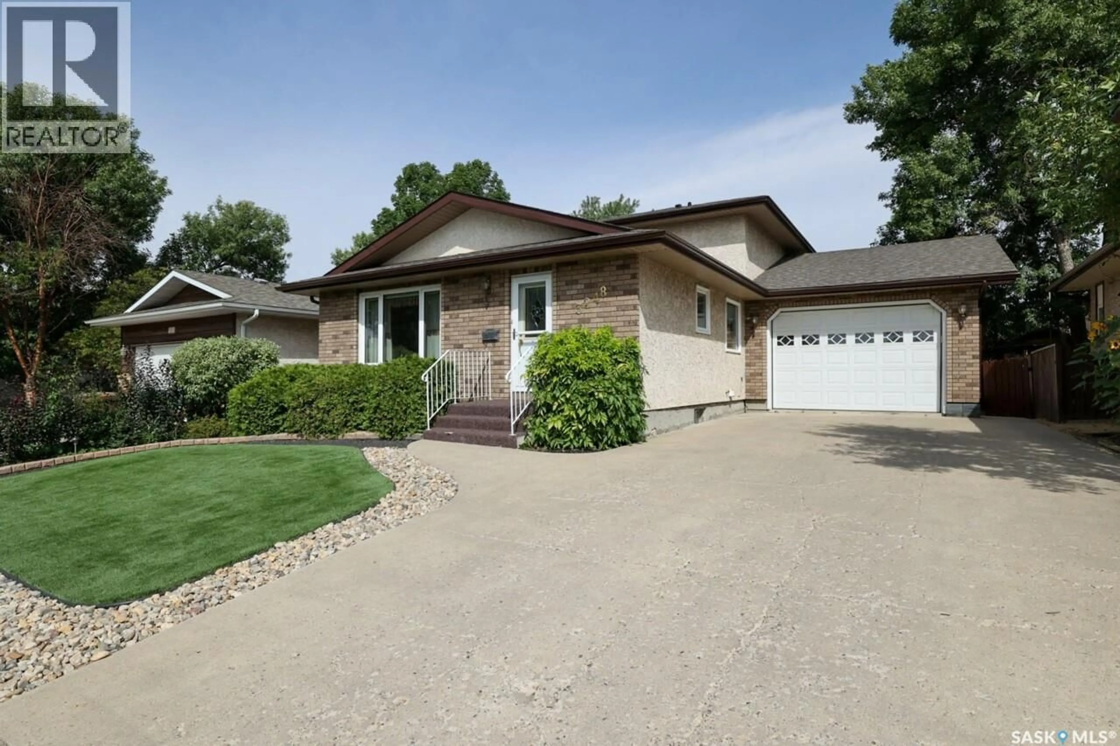 Home with vinyl exterior material, street for 3248 MACLACHLAN CRESCENT, Regina Saskatchewan S4R8H5