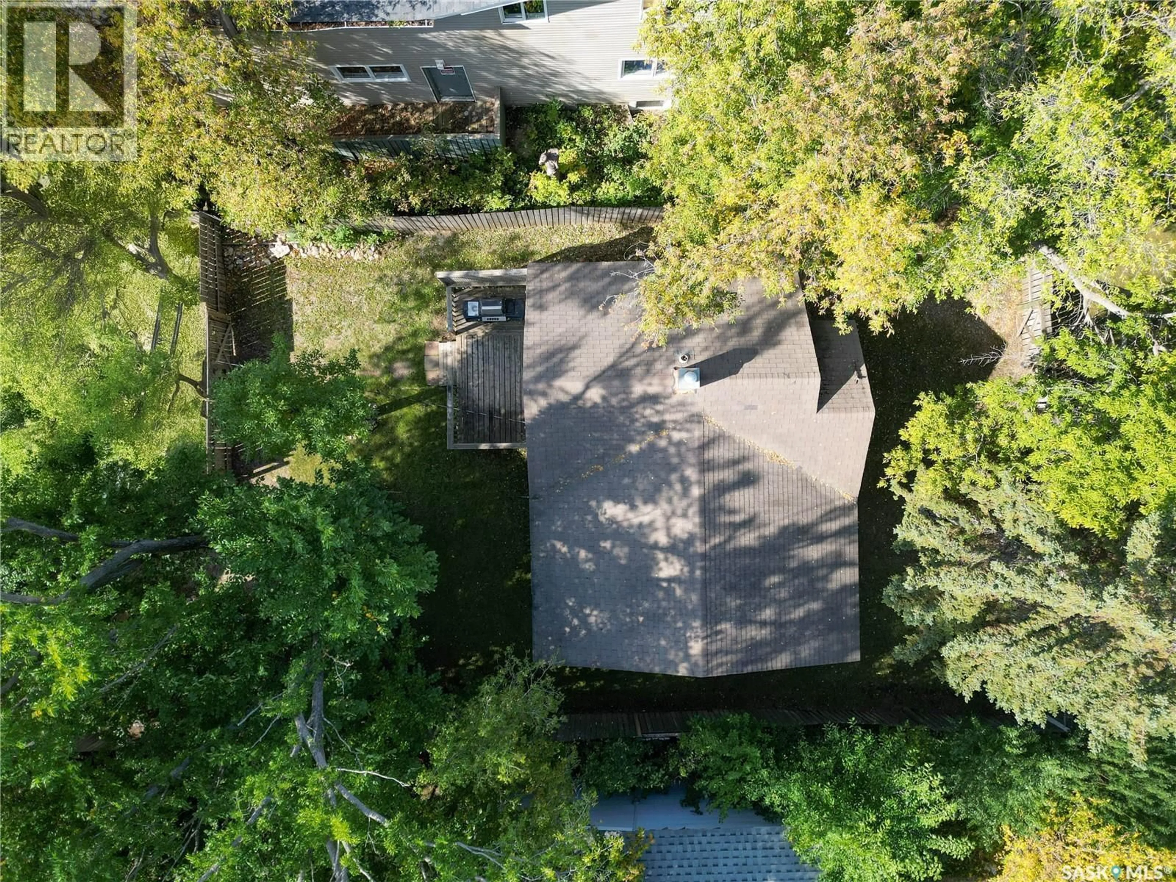 A pic from outside/outdoor area/front of a property/back of a property/a pic from drone, unknown for 707 5TH STREET, Prince Albert Saskatchewan S6V0M5