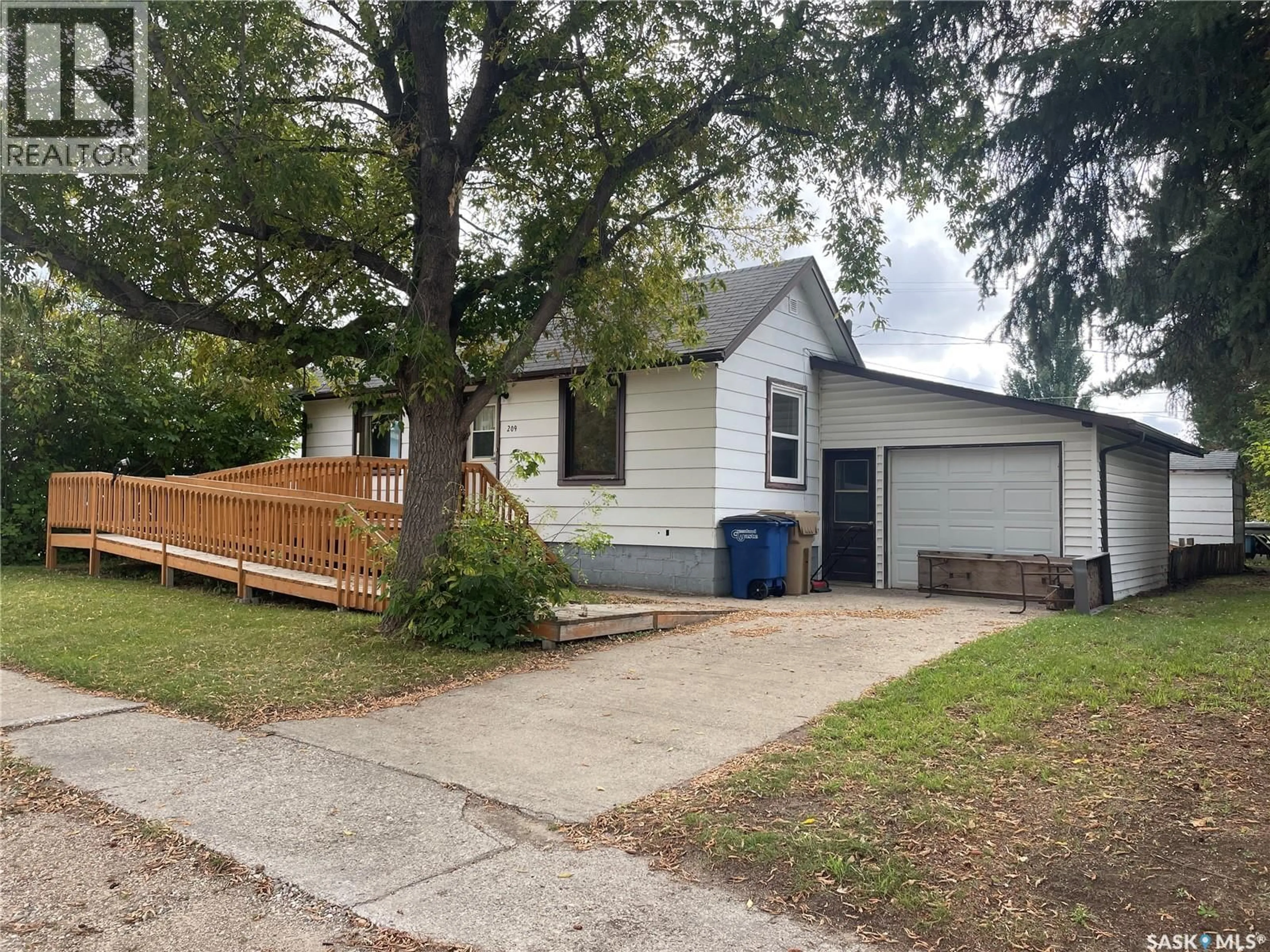 Unknown for 209 4TH AVENUE, Shellbrook Saskatchewan S0J2E0