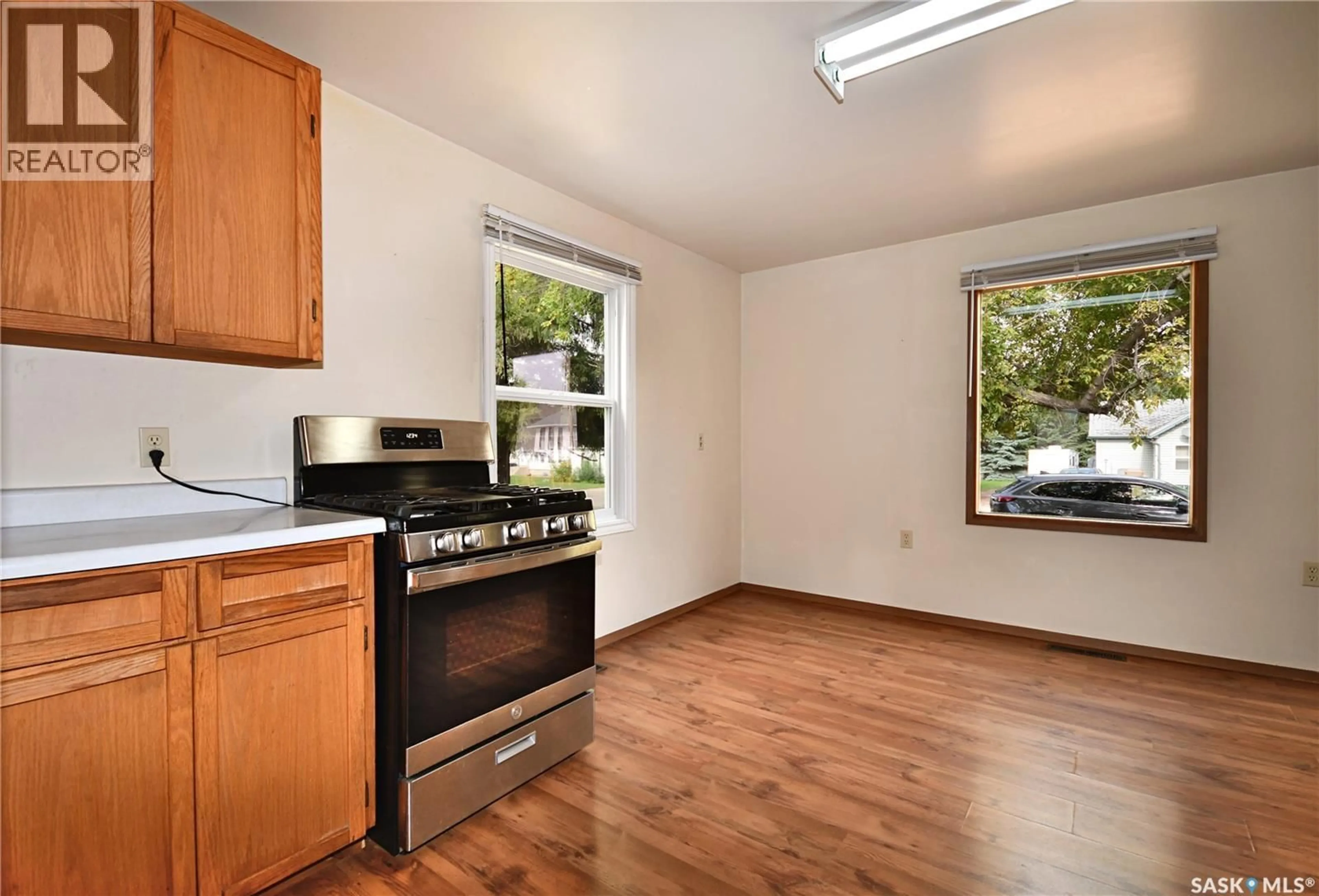 Standard kitchen, unknown for 209 4TH AVENUE, Shellbrook Saskatchewan S0J2E0