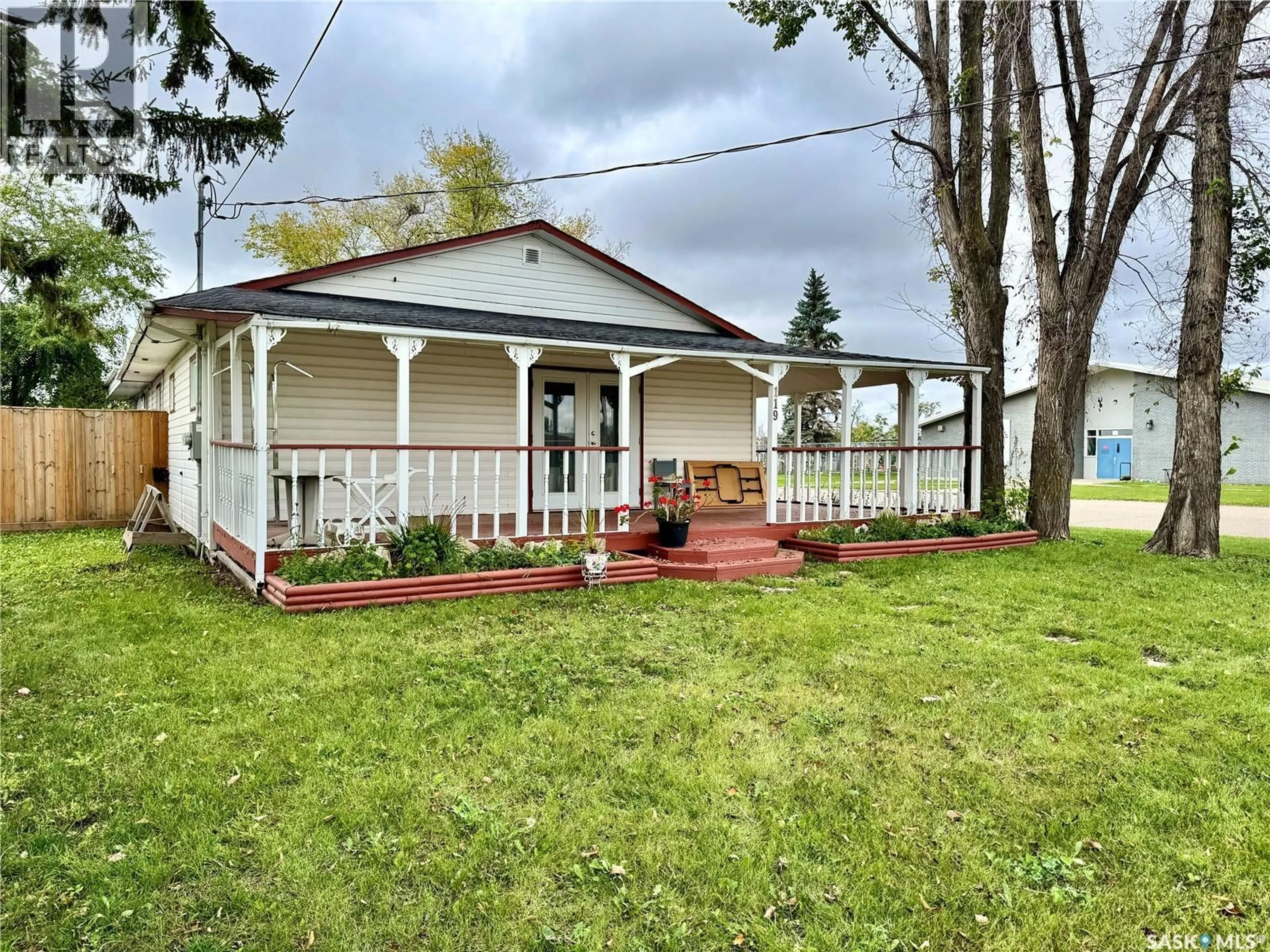 Patio, unknown for 119 RAIKES STREET, Churchbridge Saskatchewan S0A0M0