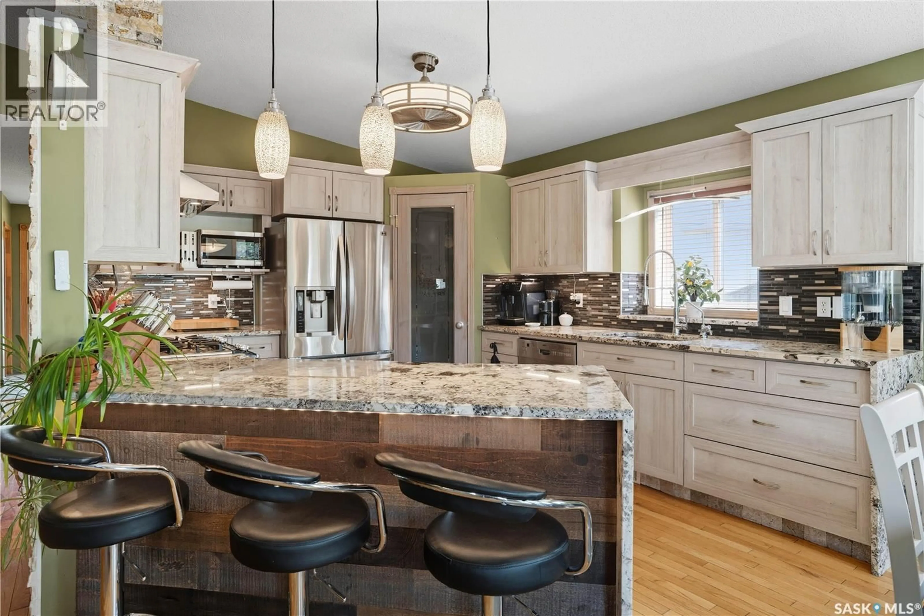 Open concept kitchen, unknown for E - 3246 PEYSON BAY, Regina Saskatchewan S4V2W8