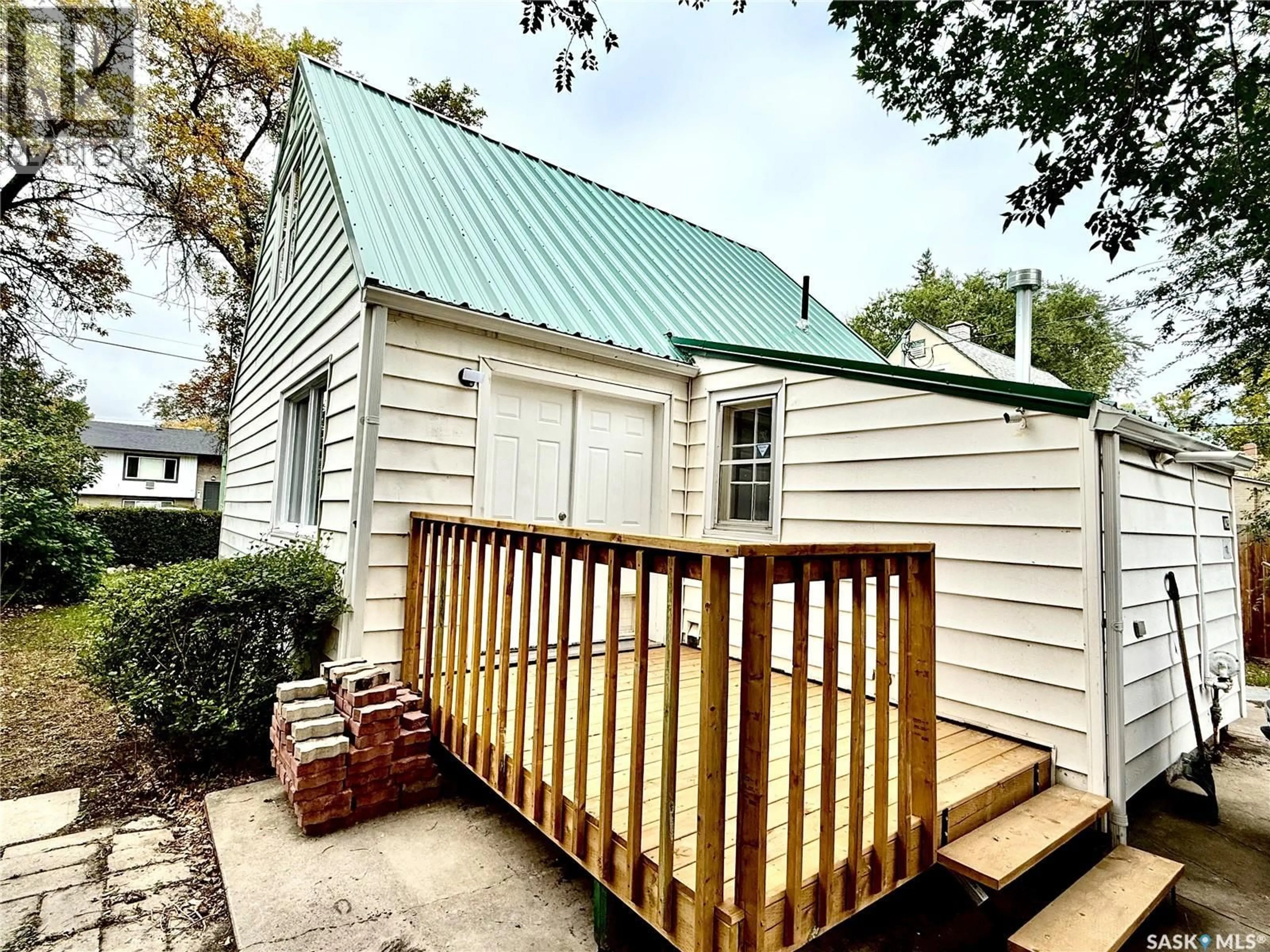 Unknown for 1425 PASQUA STREET, Regina Saskatchewan S4T4L7