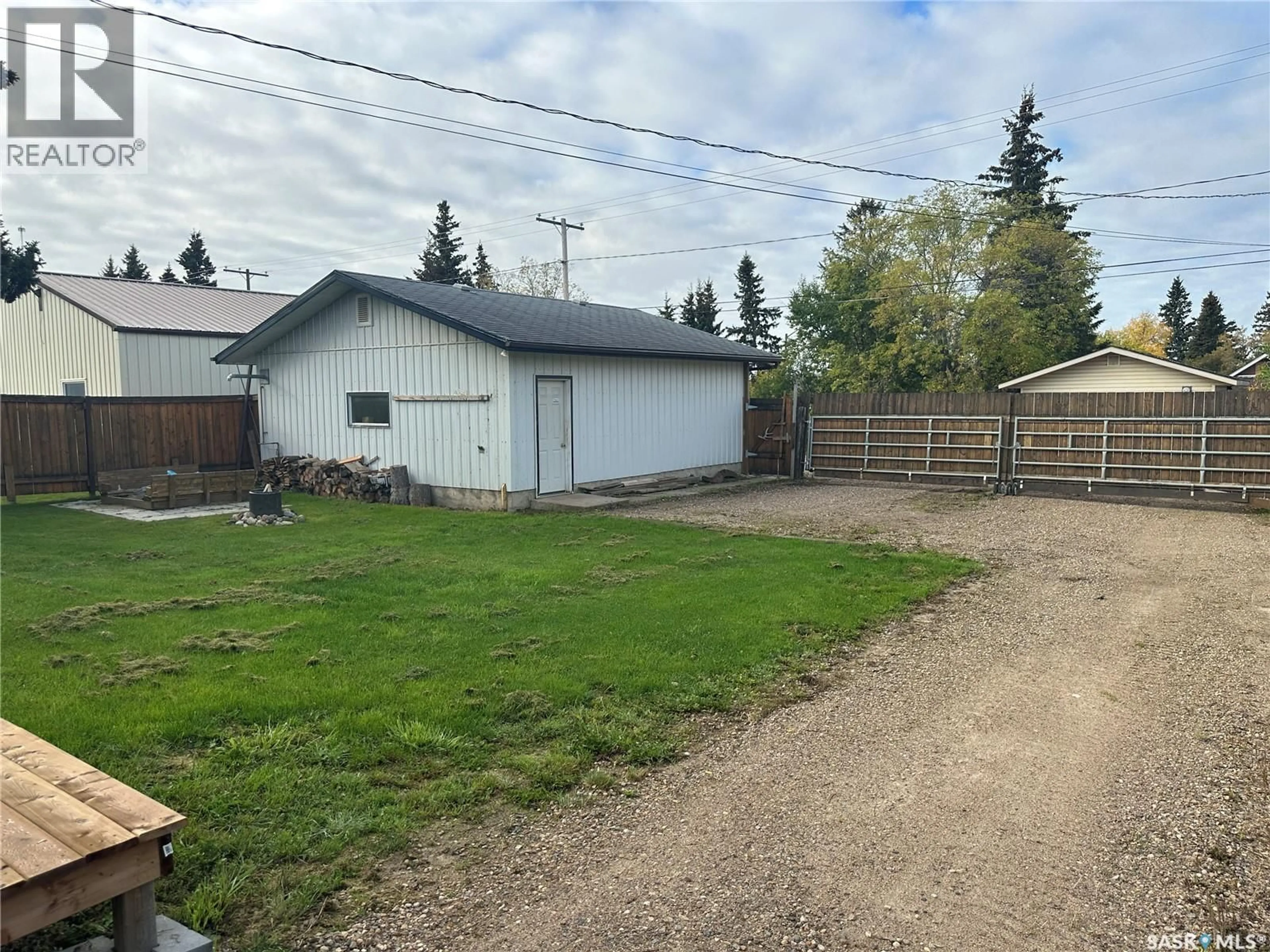 A pic from outside/outdoor area/front of a property/back of a property/a pic from drone, street for 112 5TH AVENUE, Big River Saskatchewan S0J0E0