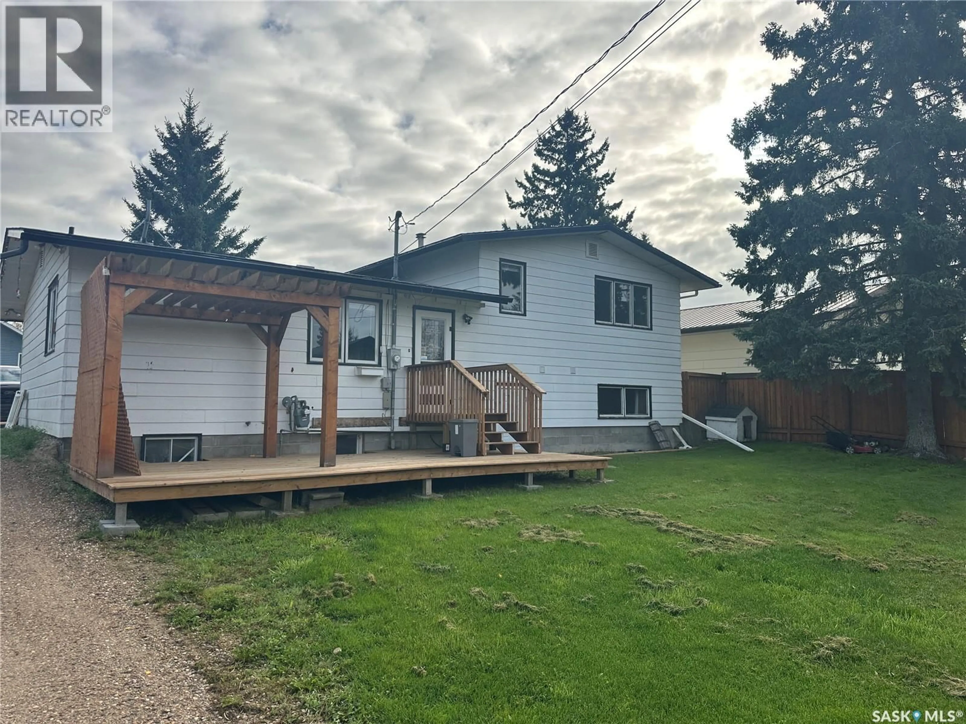 A pic from outside/outdoor area/front of a property/back of a property/a pic from drone, street for 112 5TH AVENUE, Big River Saskatchewan S0J0E0