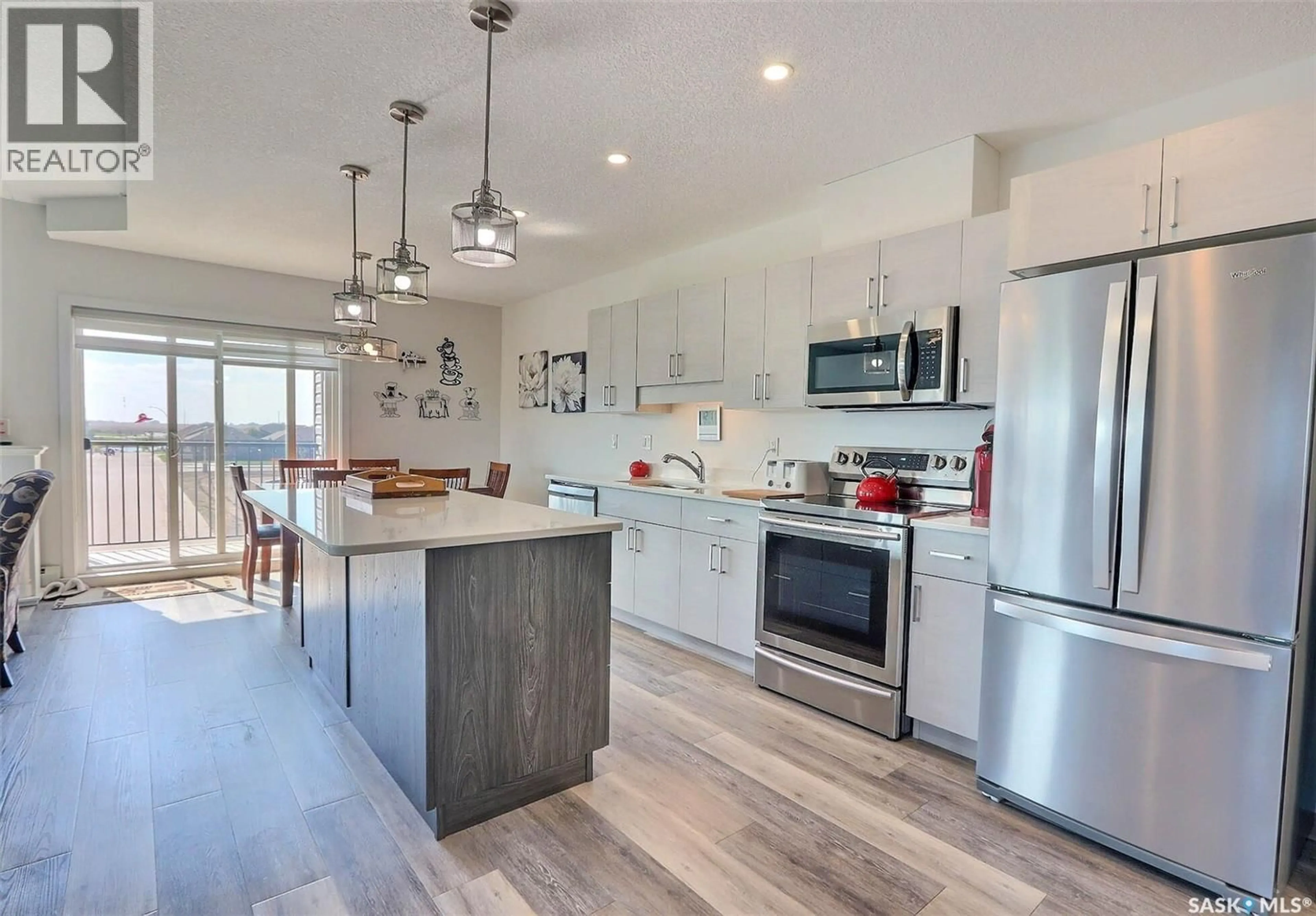 Open concept kitchen, unknown for 303 - 2641 WOODBRIDGE DRIVE, Prince Albert Saskatchewan S6V0A9
