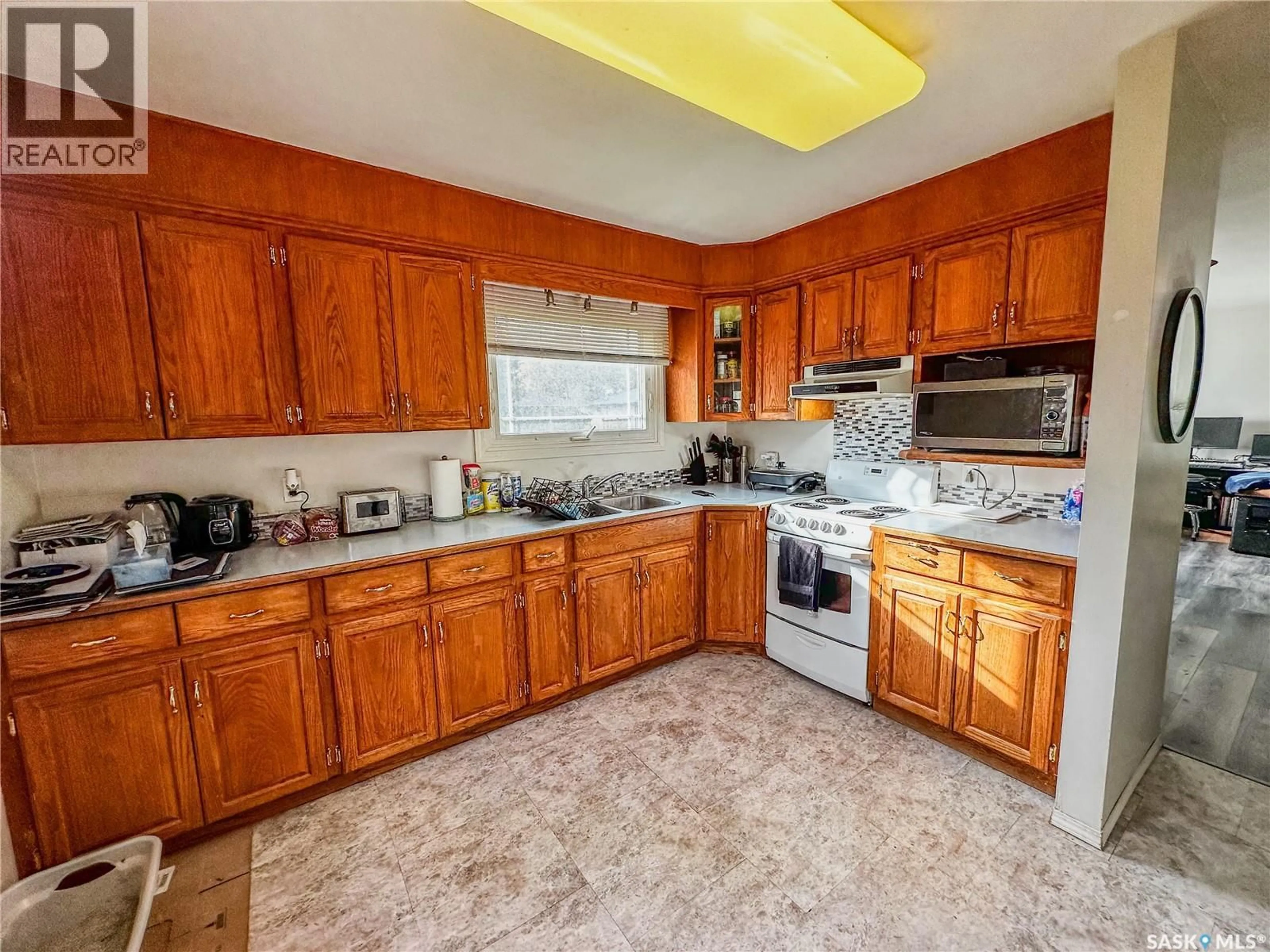 Standard kitchen, ceramic/tile floor for 55 REAMAN AVENUE, Yorkton Saskatchewan S3N2B8