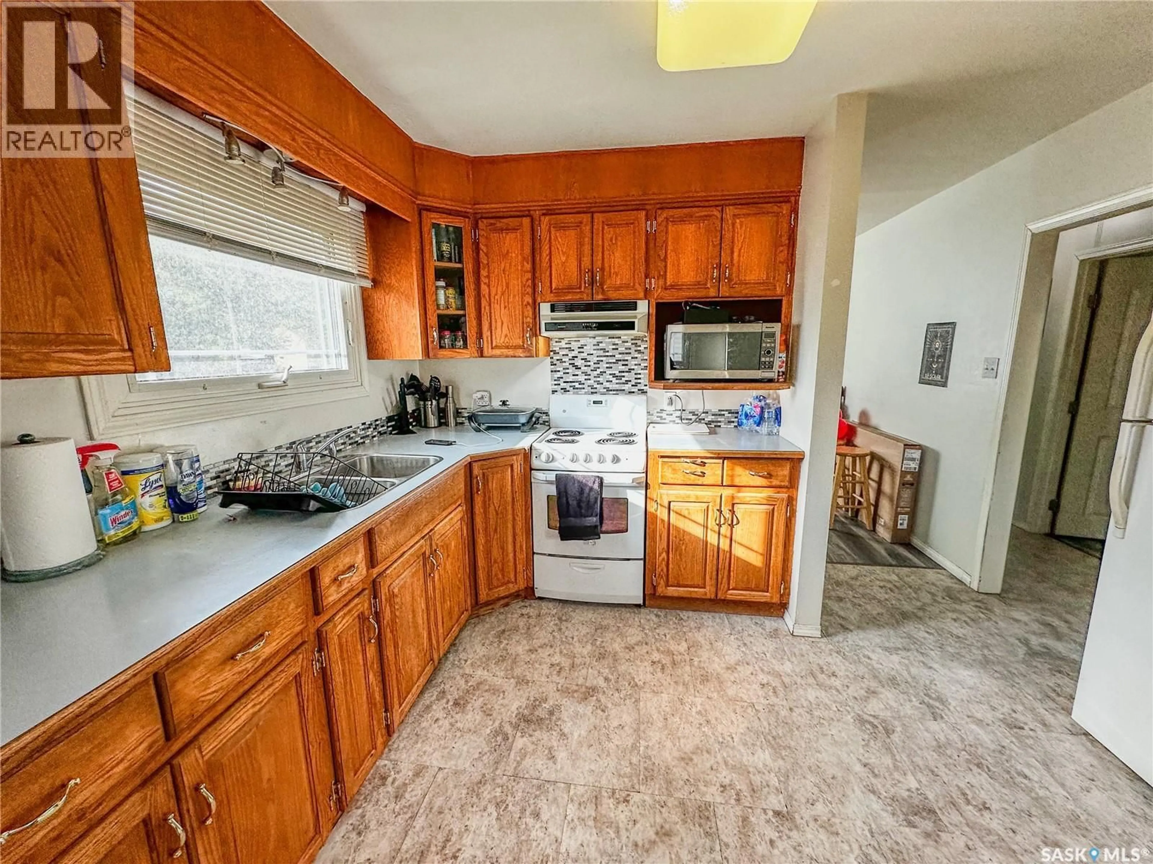 Standard kitchen, ceramic/tile floor for 55 REAMAN AVENUE, Yorkton Saskatchewan S3N2B8