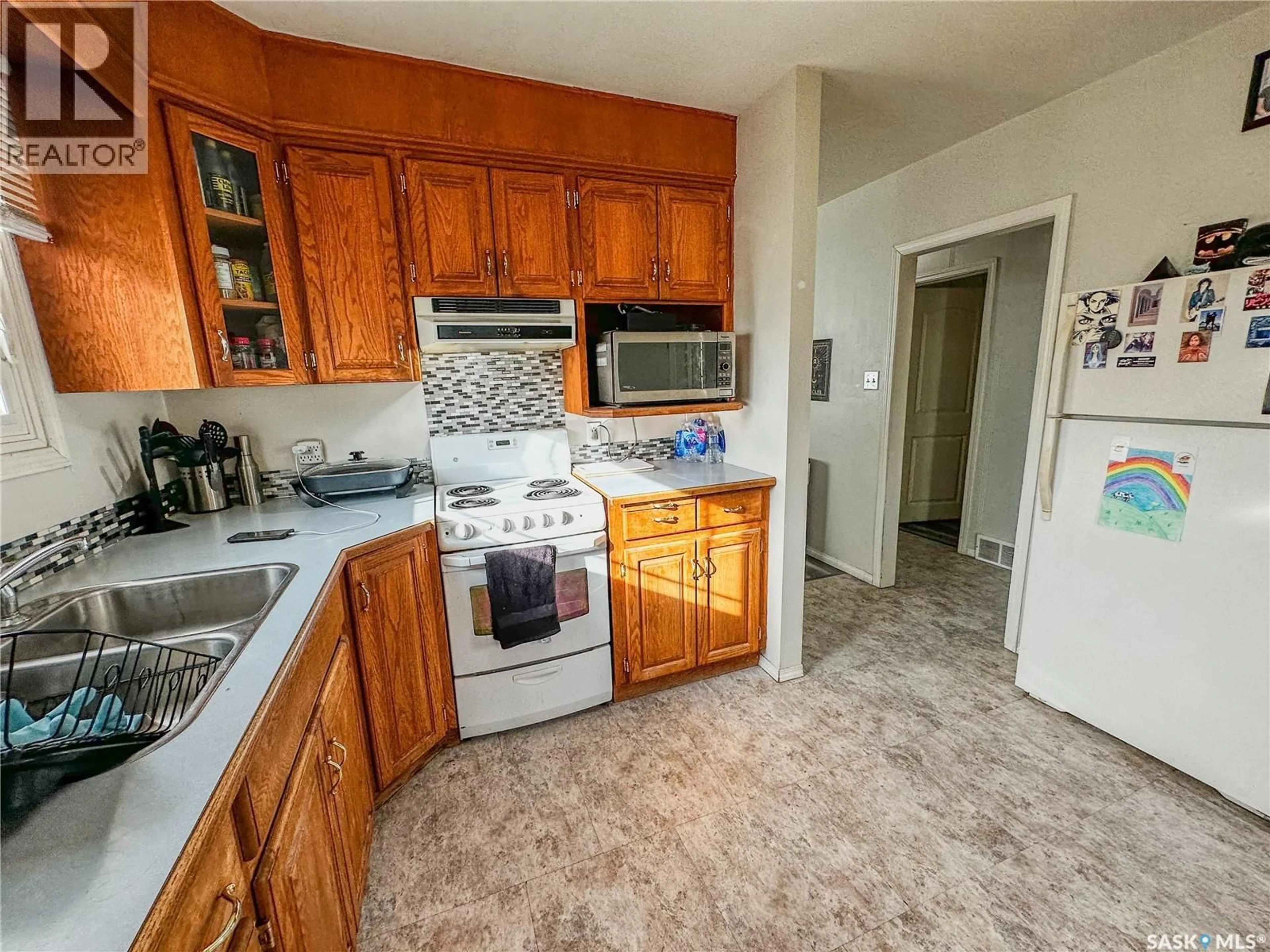 Standard kitchen, ceramic/tile floor for 55 REAMAN AVENUE, Yorkton Saskatchewan S3N2B8