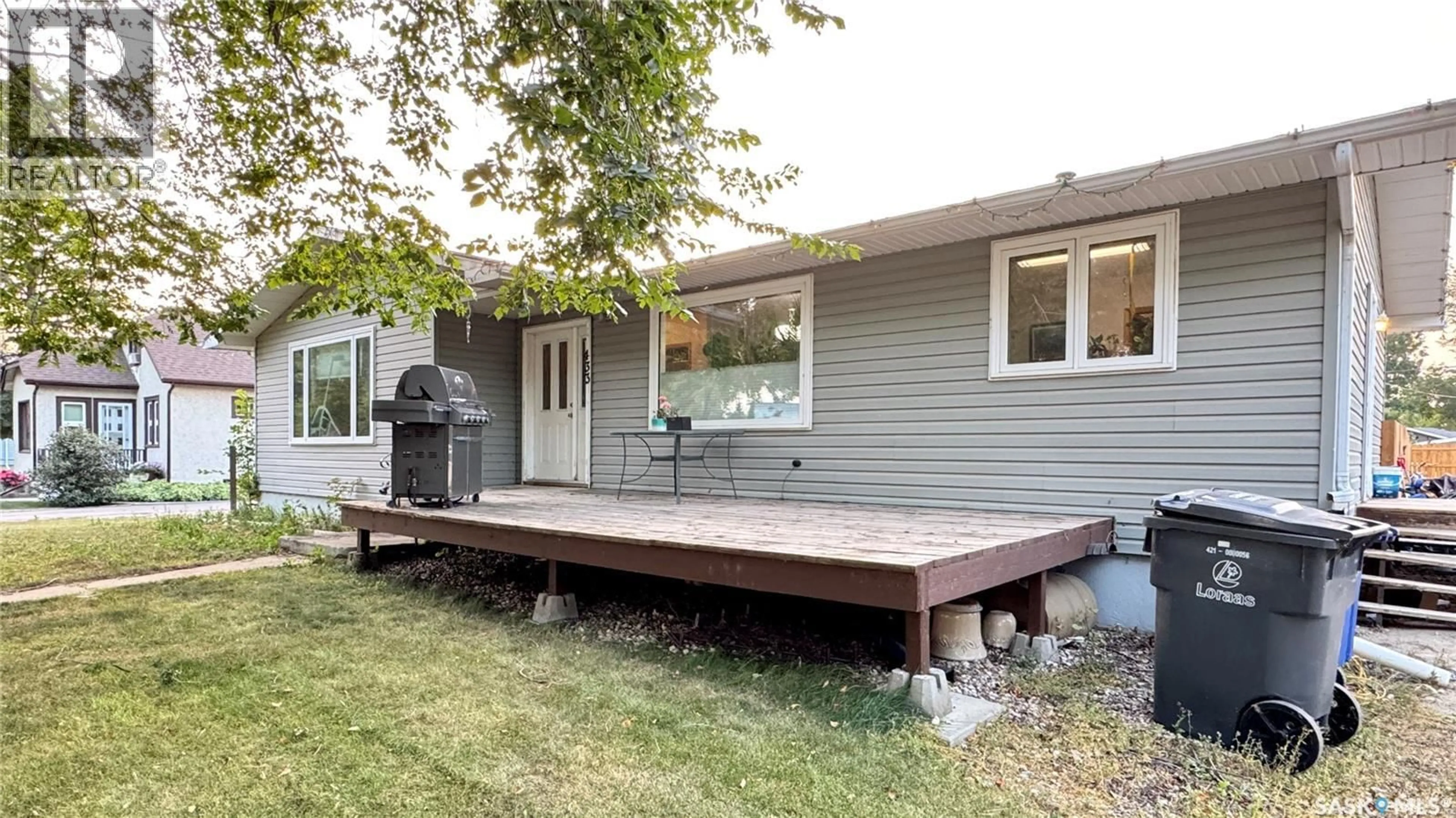 Patio, street for 433 GARFIELD STREET, Davidson Saskatchewan S0G1A0