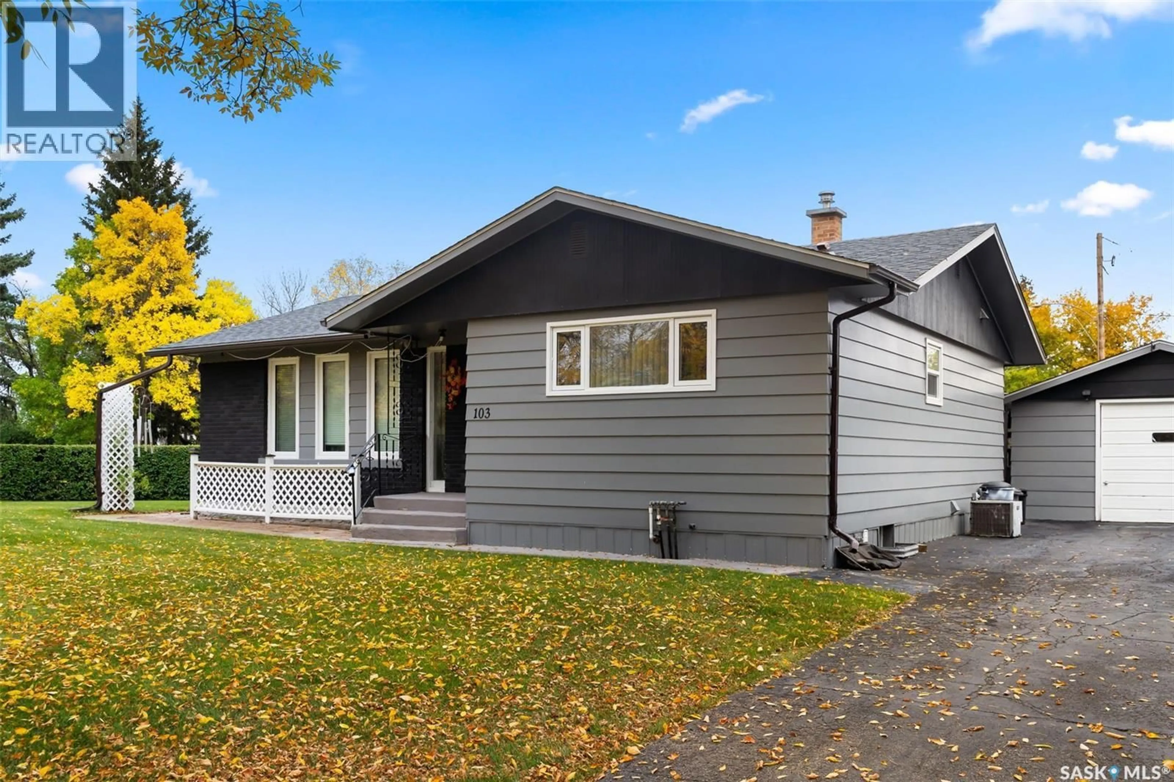 Home with vinyl exterior material, street for 103 2ND STREET, Ituna Saskatchewan S0A1N0