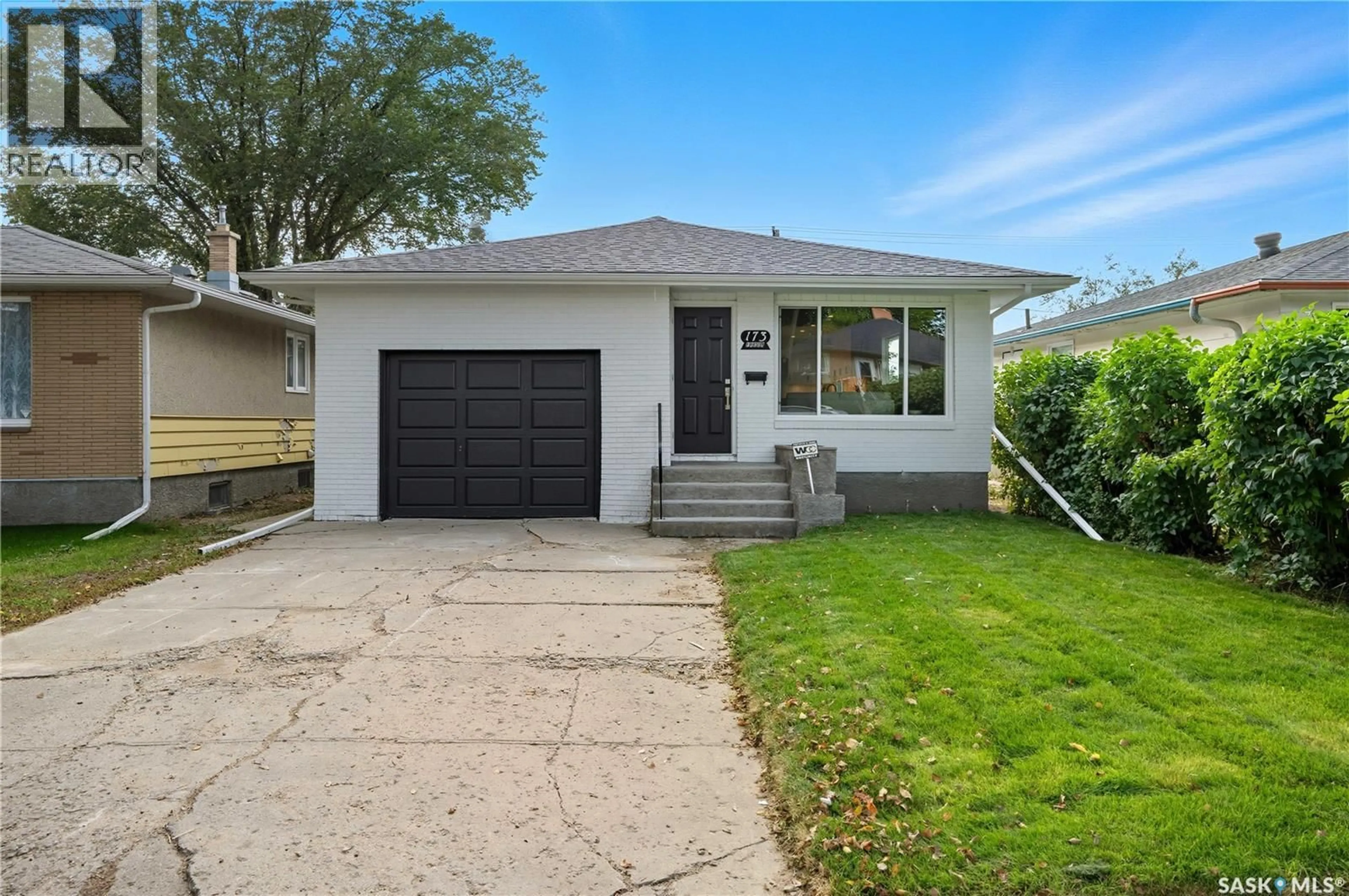 Home with vinyl exterior material, street for 173 FROOM CRESCENT, Regina Saskatchewan S4N1S9