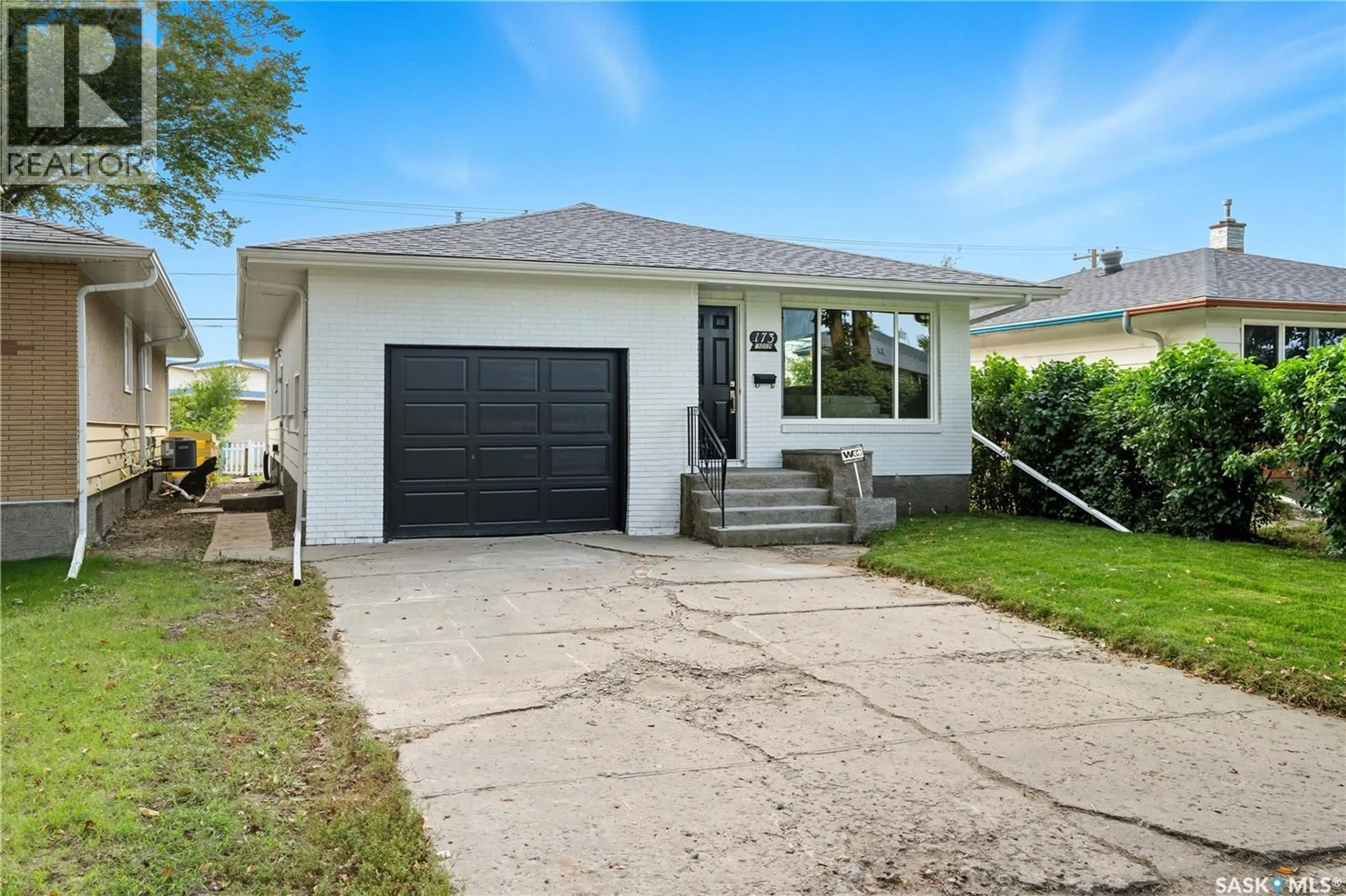 Home with vinyl exterior material, street for 173 FROOM CRESCENT, Regina Saskatchewan S4N1S9