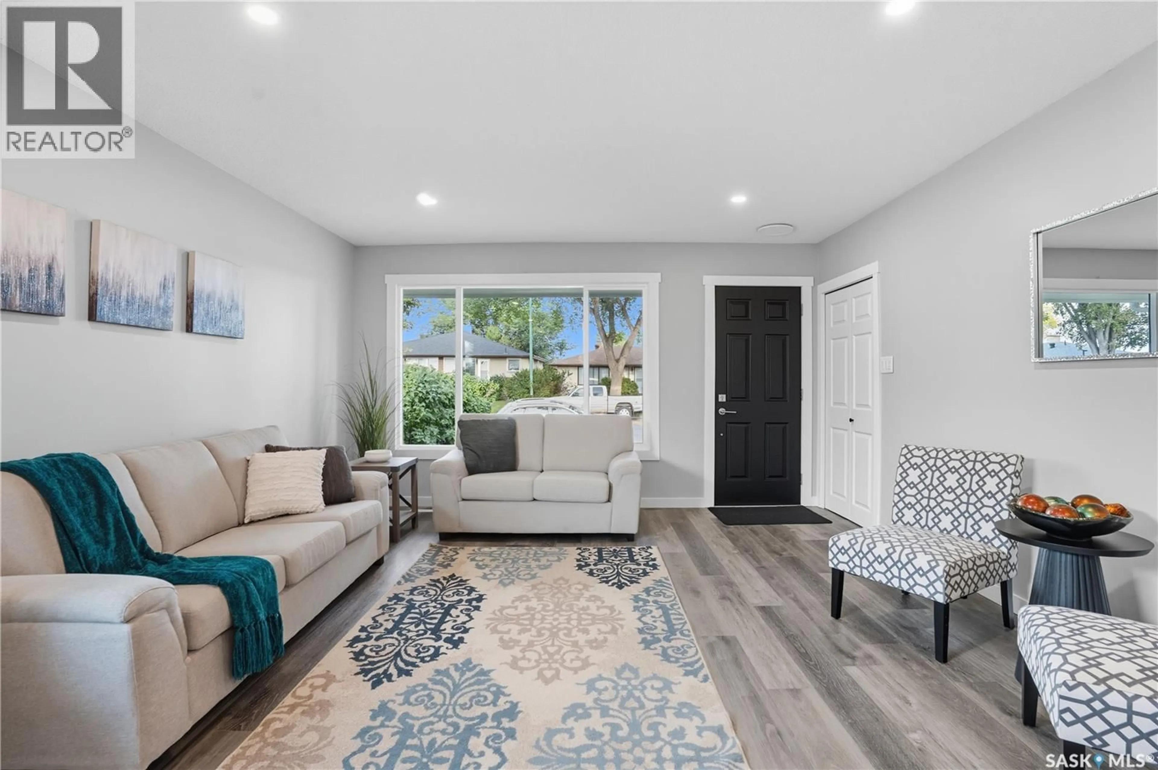 Living room with furniture, unknown for 173 FROOM CRESCENT, Regina Saskatchewan S4N1S9