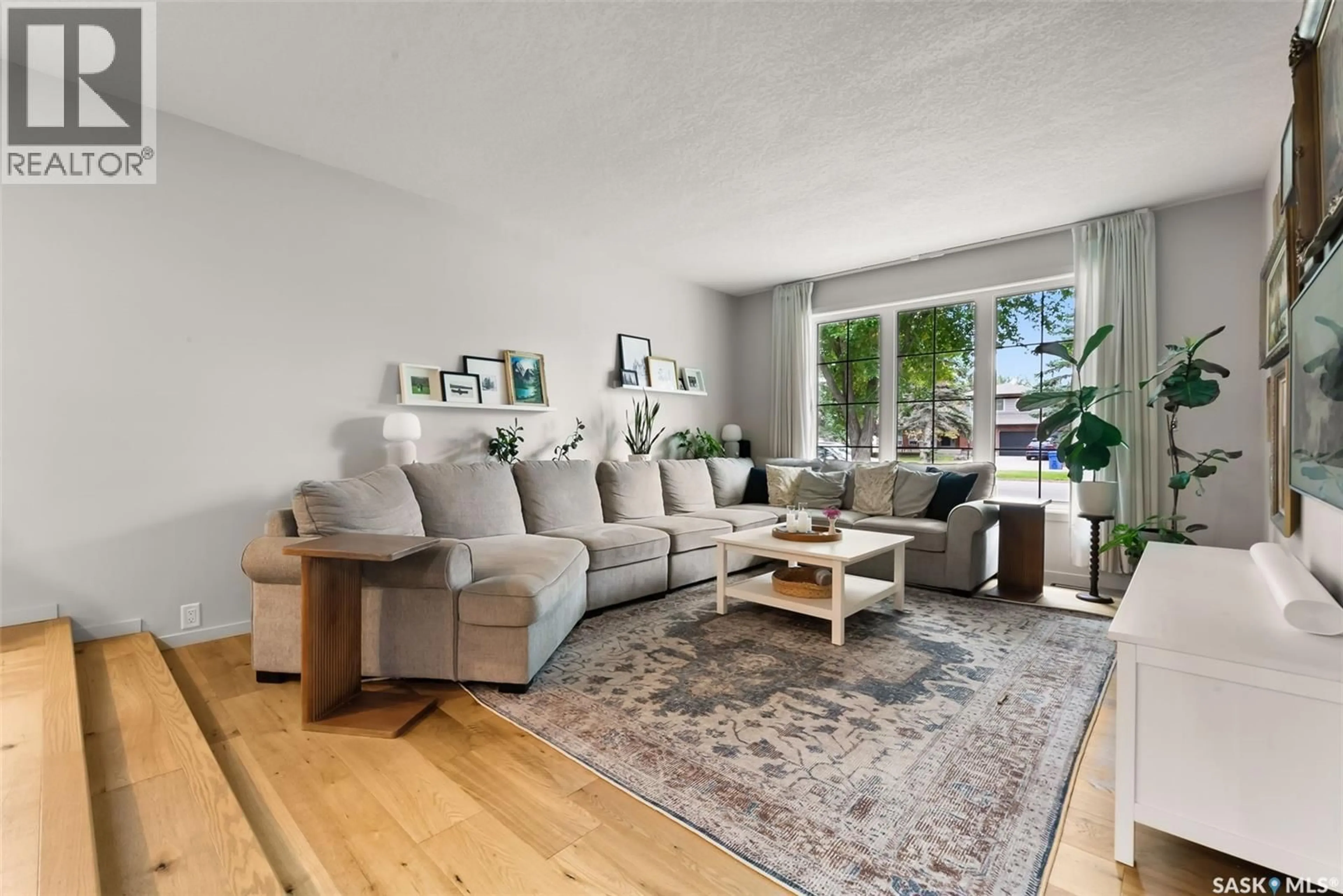 Living room with furniture, unknown for 7 TRUDEAU BAY, Regina Saskatchewan S4S6V3