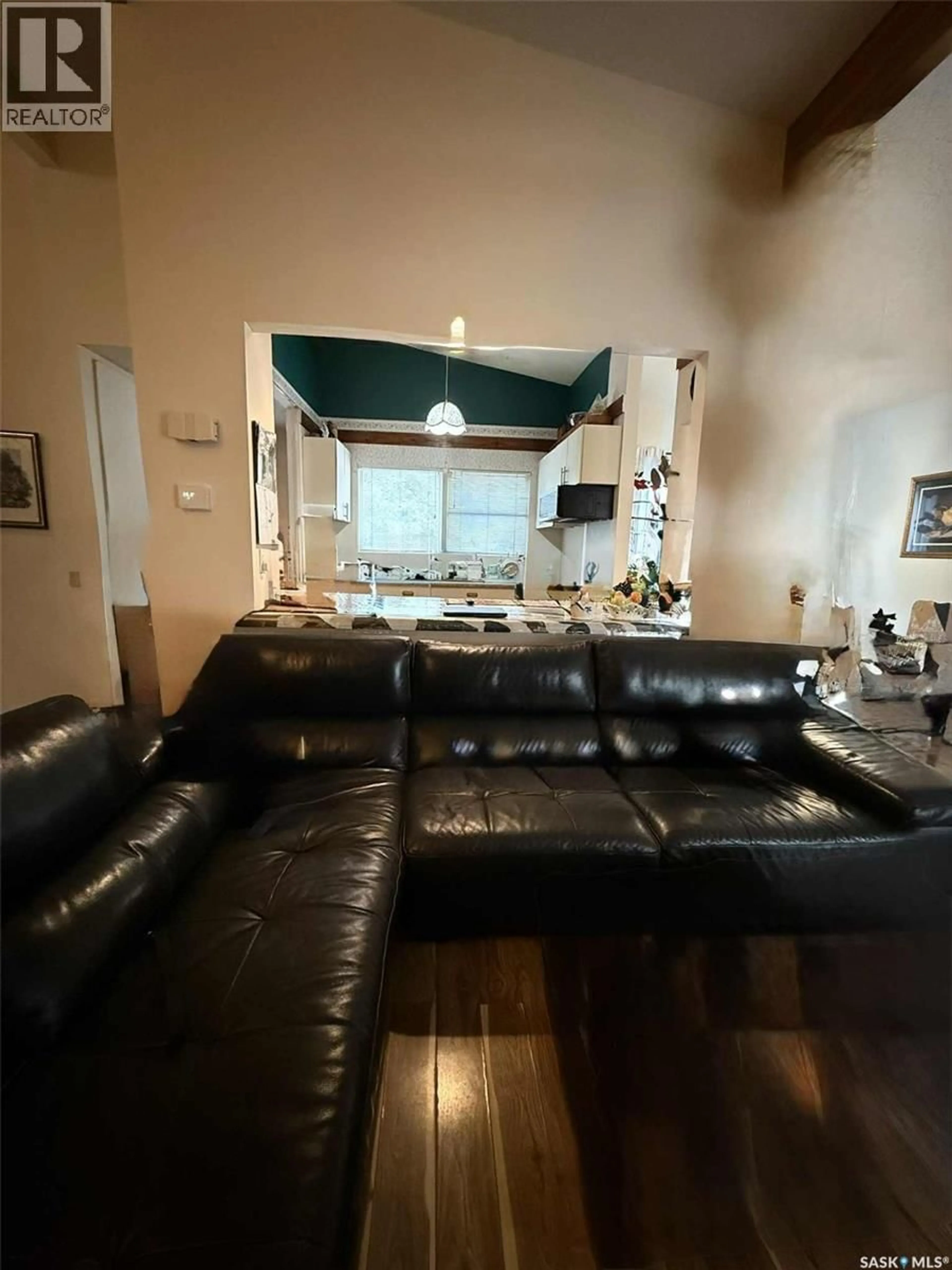 A pic of a room for 15 RICHARDSON CRESCENT, Regina Saskatchewan S4S4J2